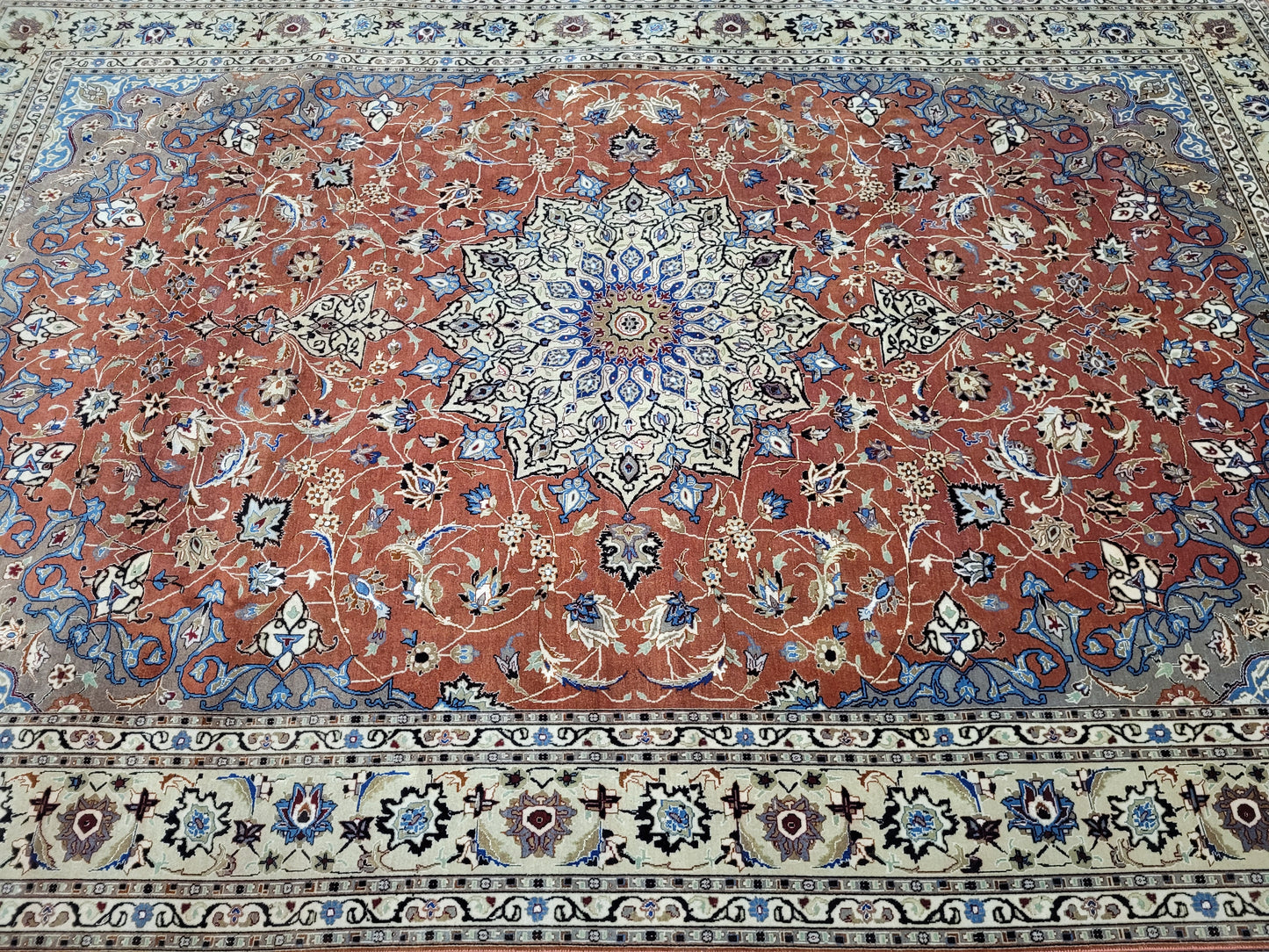 Täbriz Teppich 298x203 cm feine Korkwolle mit Seidenanteil klassische Knüpfkunst