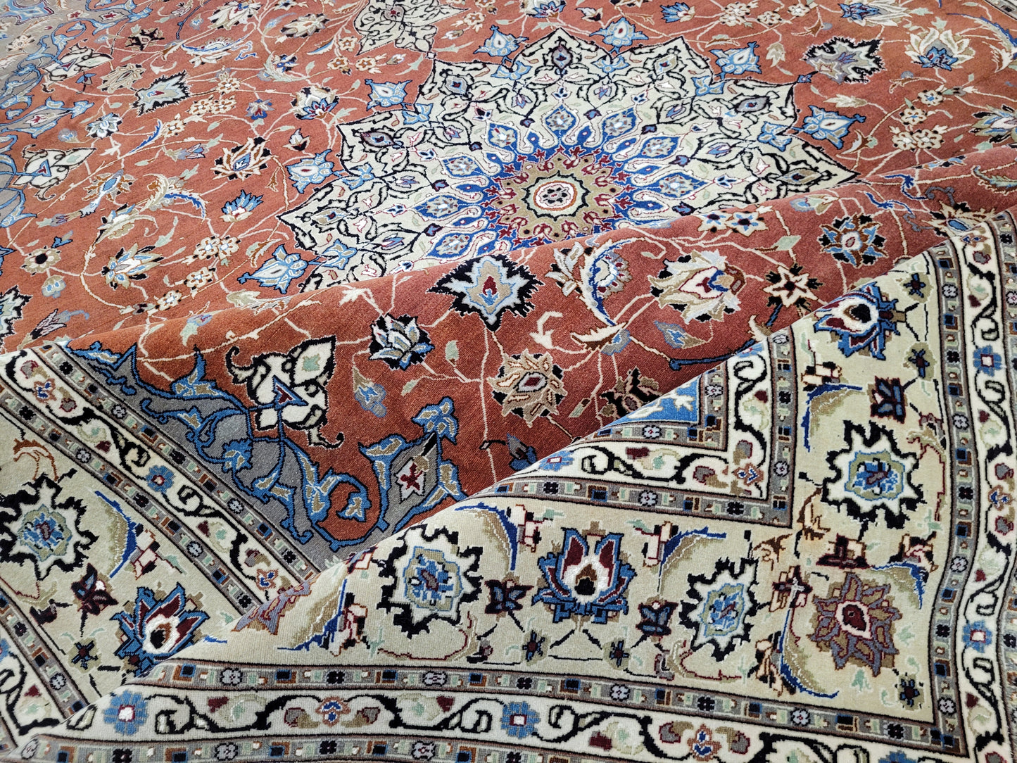 Täbriz Teppich 298x203 cm feine Korkwolle mit Seidenanteil klassische Knüpfkunst