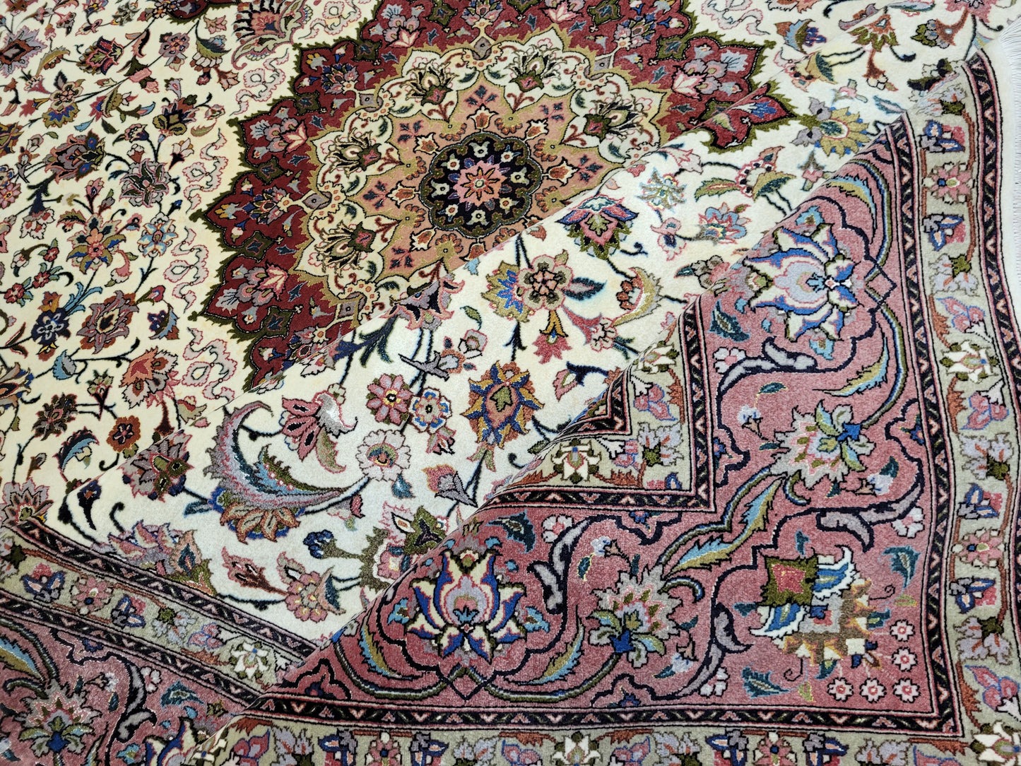 Orientteppich Handgeknüpft Täbriz Korkwolle mit Seidenanteil 310x205 cm