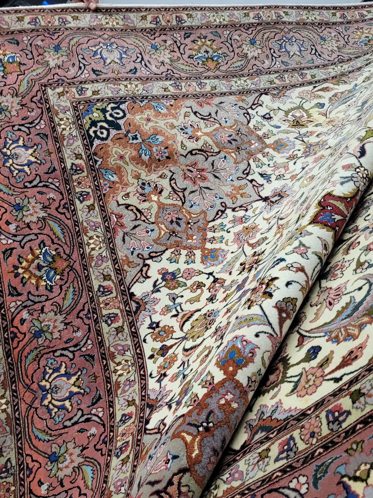 Orientteppich Handgeknüpft Täbriz Korkwolle mit Seidenanteil 310x205 cm