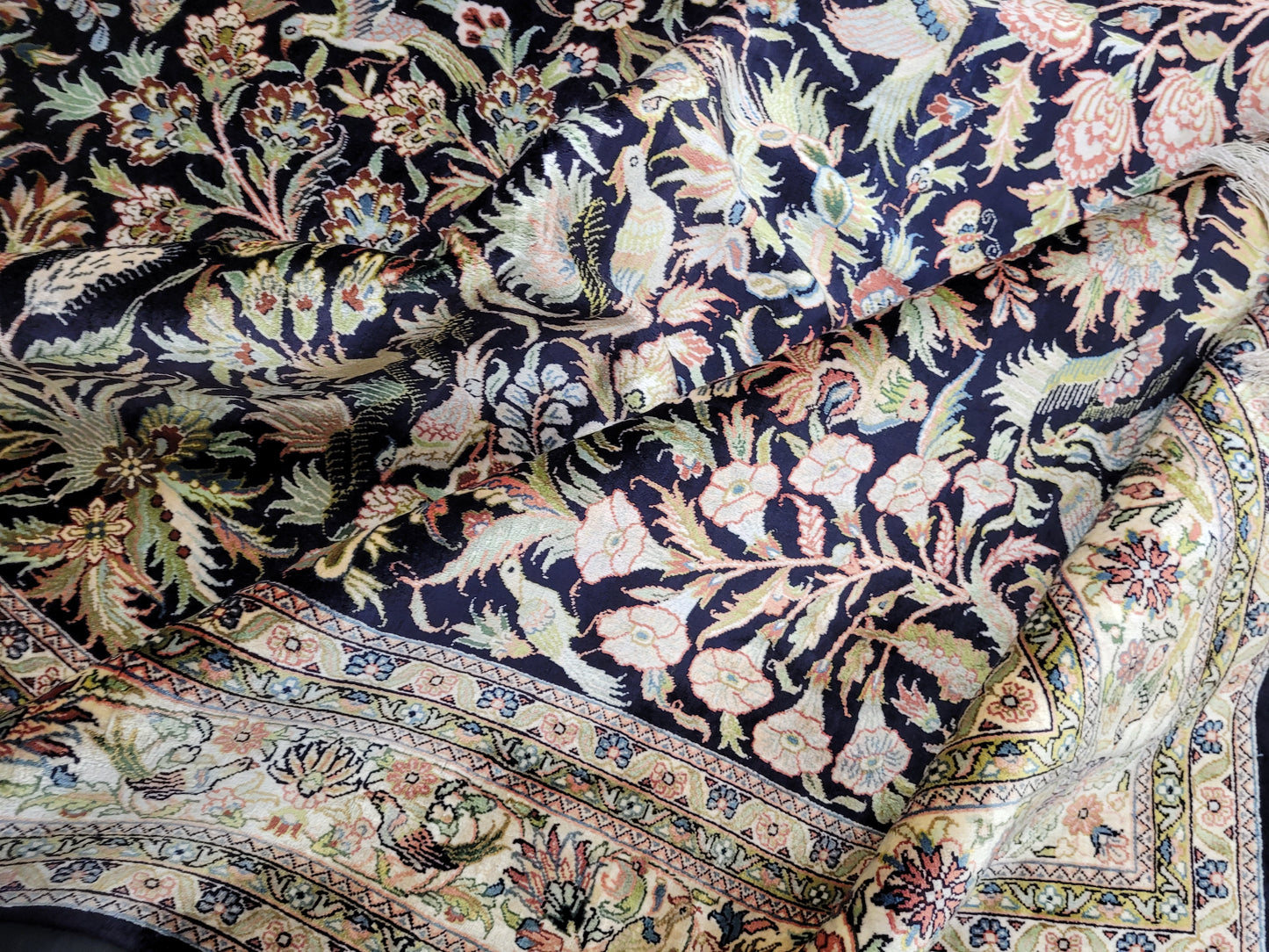 Hereke Seidenteppich Handgeknüpft Paradiesgarten Motiv 245x155cm