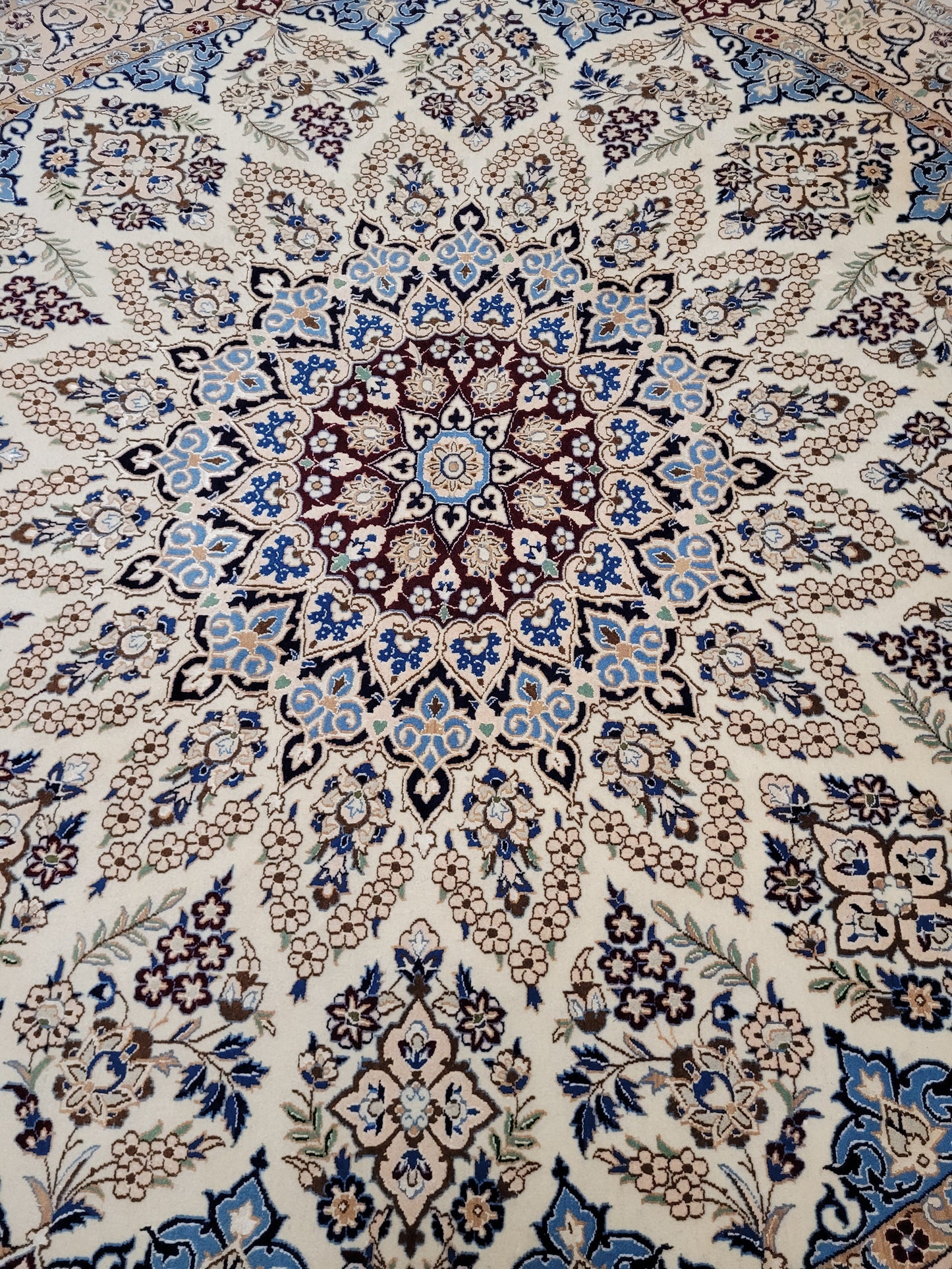 Nain Teppich Rund Seide und Wolle fein geknüpft 245 cm Unikat