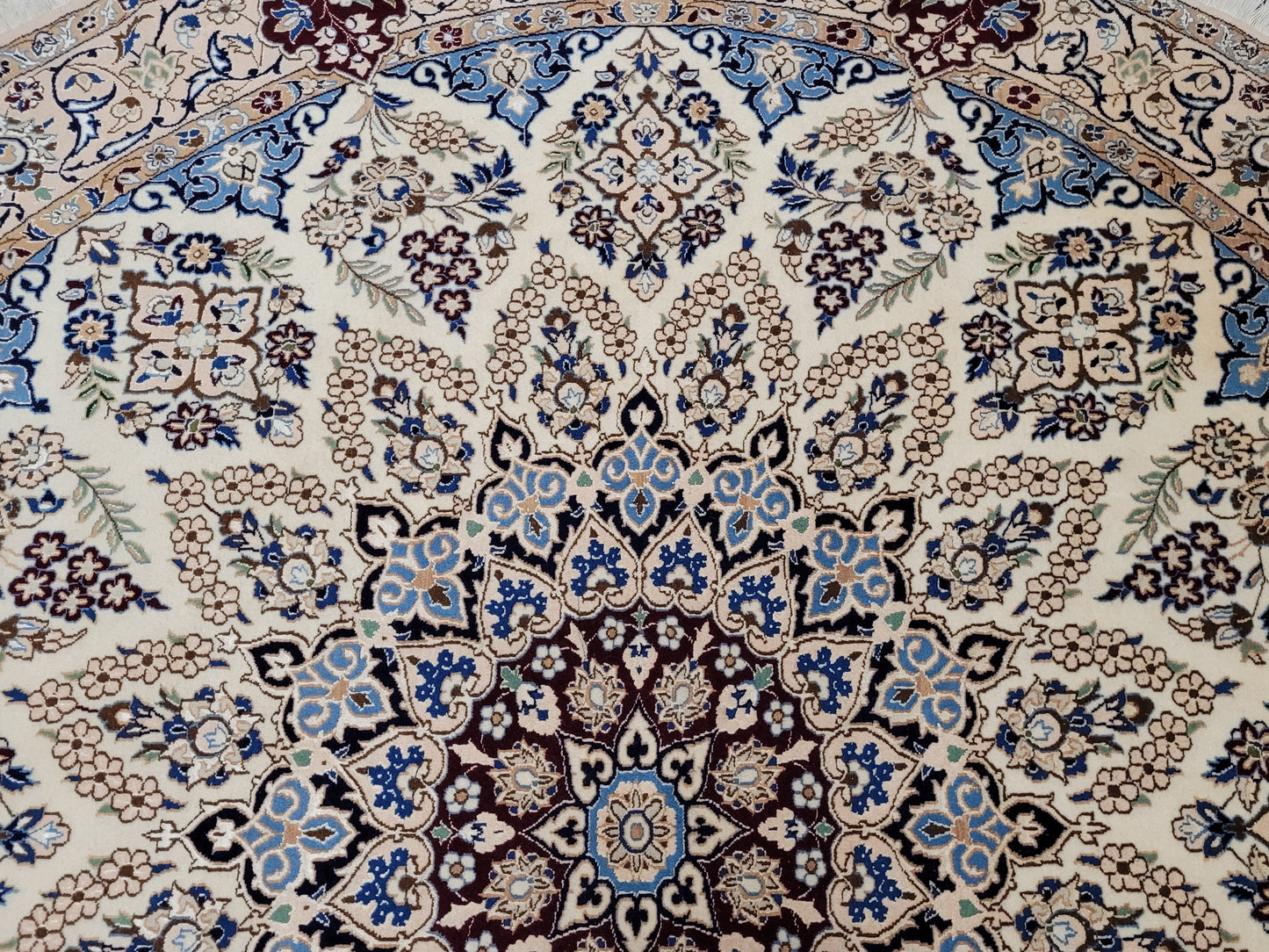 Nain Teppich Rund Seide und Wolle fein geknüpft 245 cm Unikat