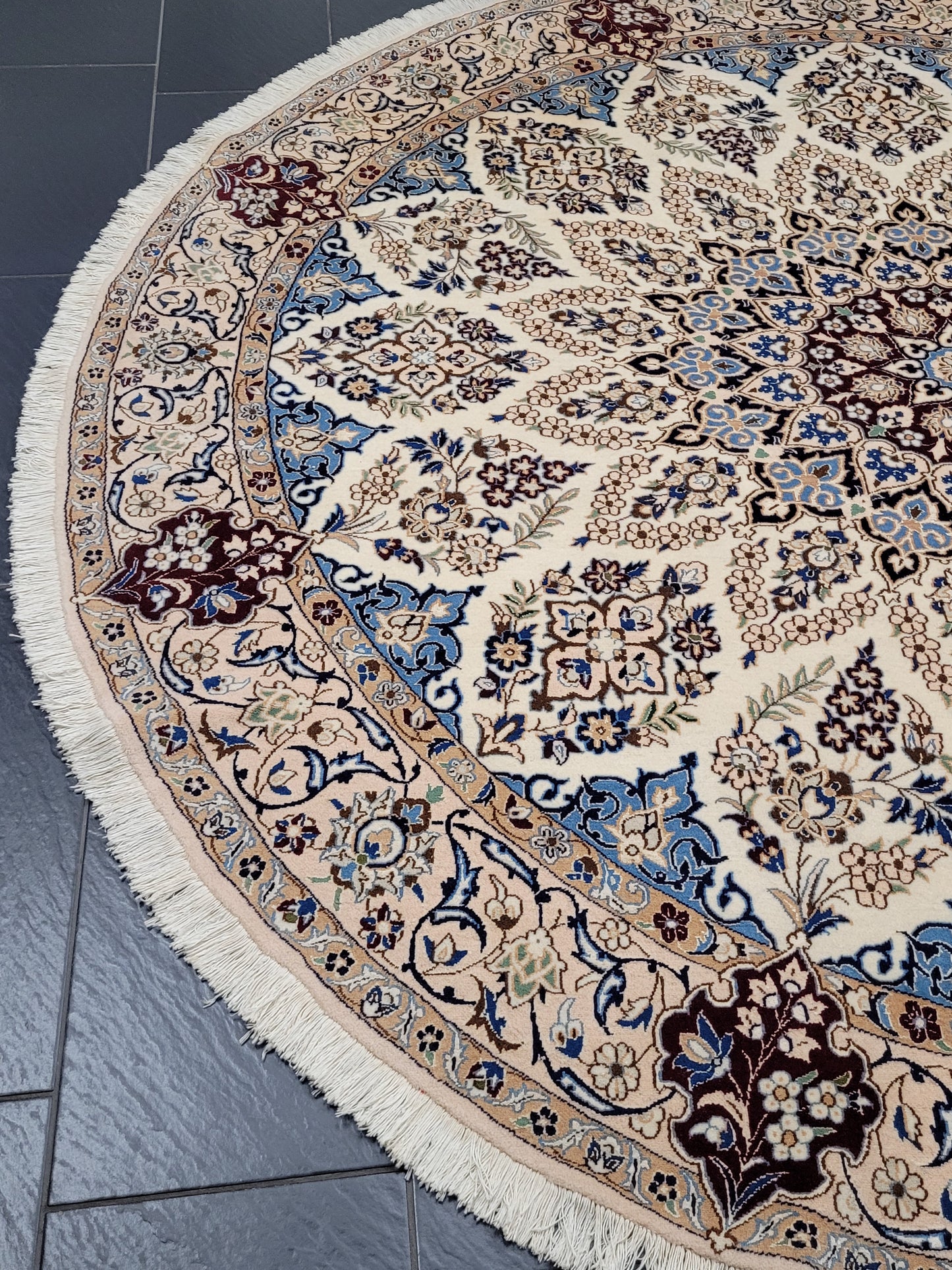 Nain Teppich Rund Seide und Wolle fein geknüpft 245 cm Unikat