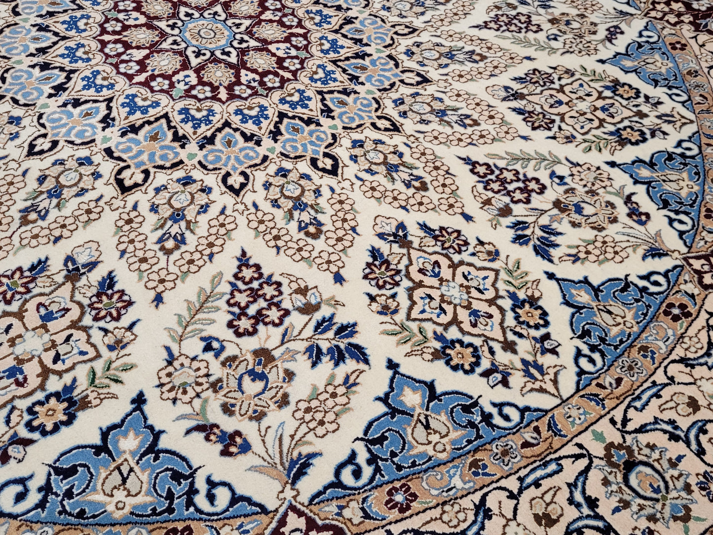 Nain Teppich Rund Seide und Wolle fein geknüpft 245 cm Unikat