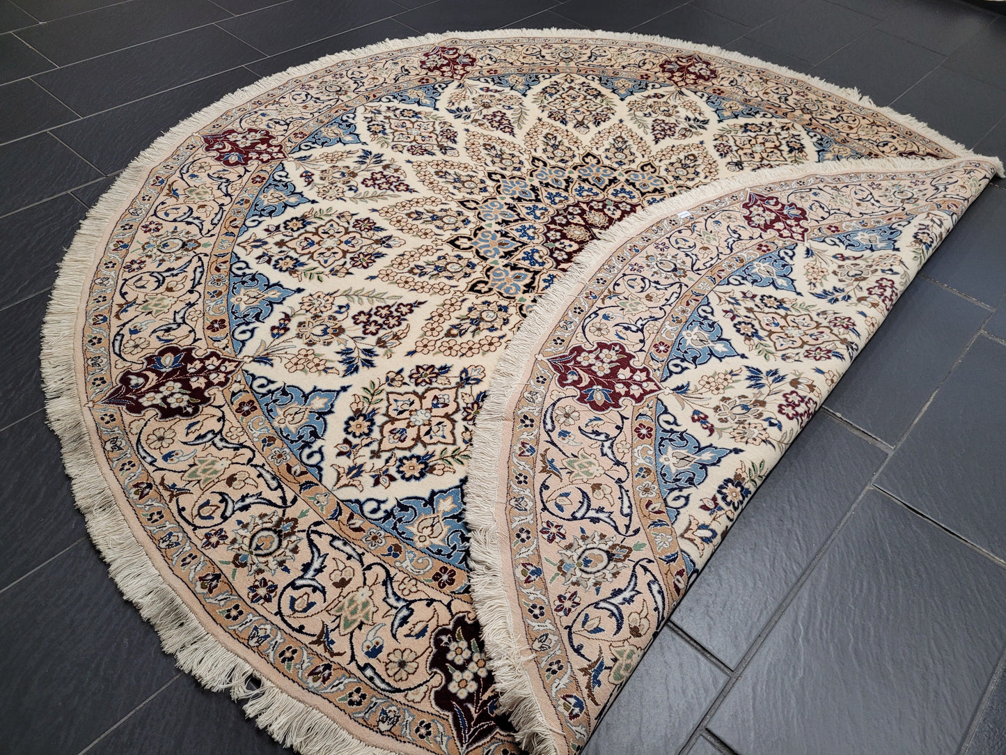 Nain Teppich Rund Seide und Wolle fein geknüpft 245 cm Unikat