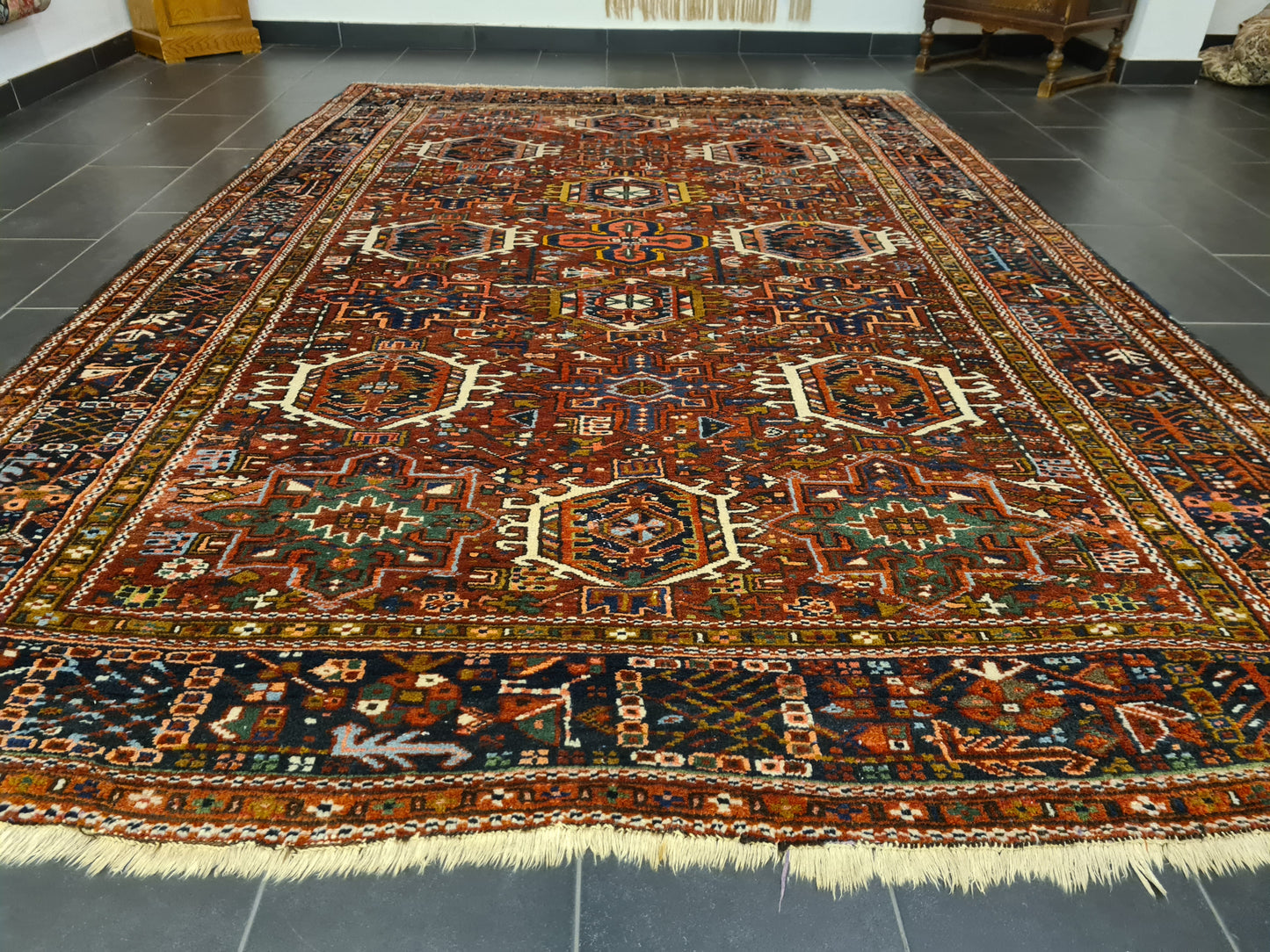 Perserteppich Orientteppich Handgeknüpfter Teppich Heris 335x230cm