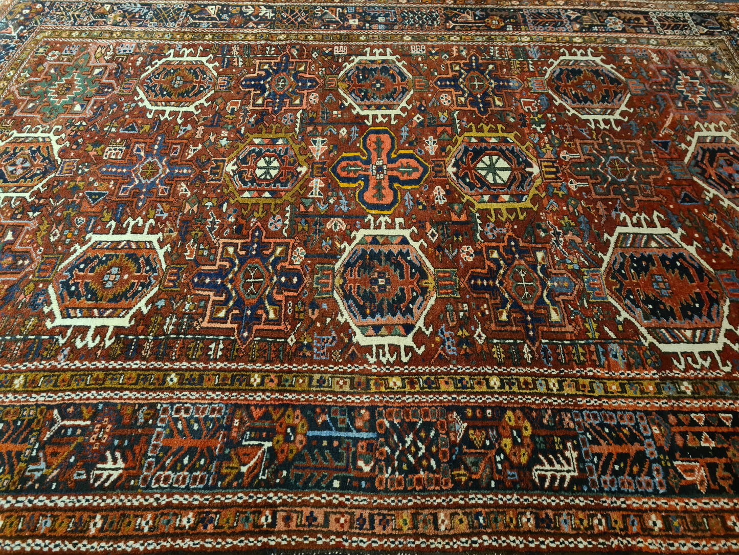 Perserteppich Orientteppich Handgeknüpfter Teppich Heris 335x230cm