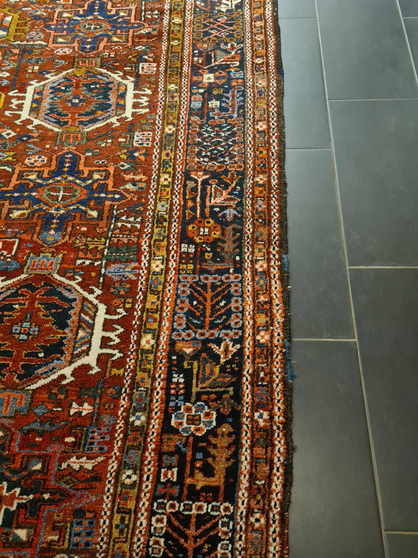 Perserteppich Orientteppich Handgeknüpfter Teppich Heris 335x230cm