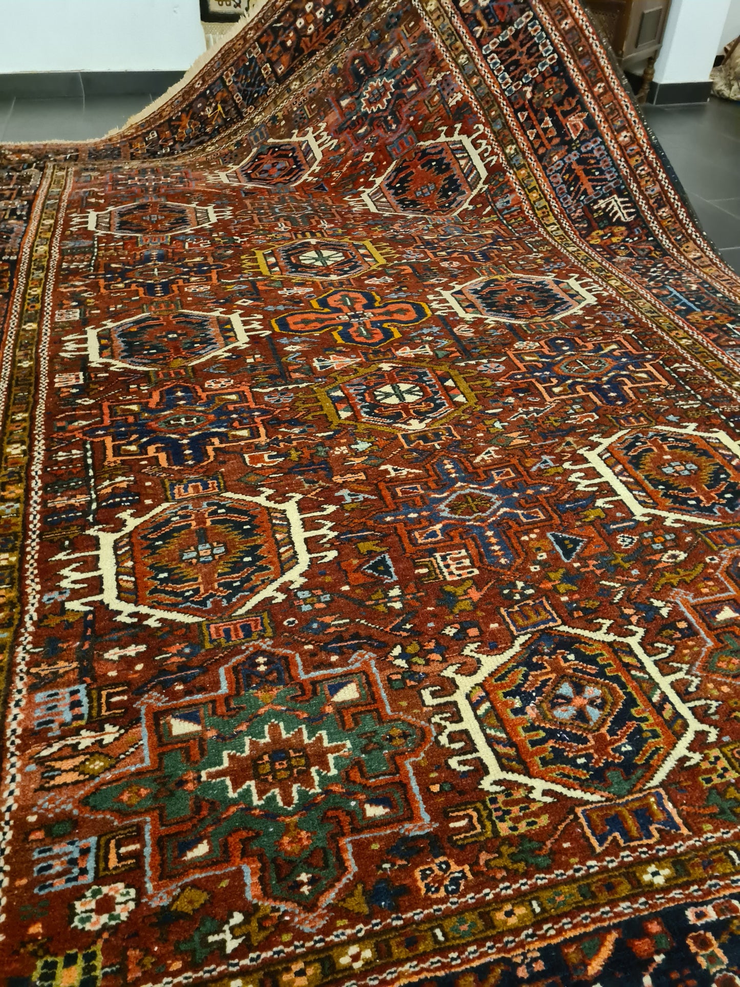 Perserteppich Orientteppich Handgeknüpfter Teppich Heris 335x230cm