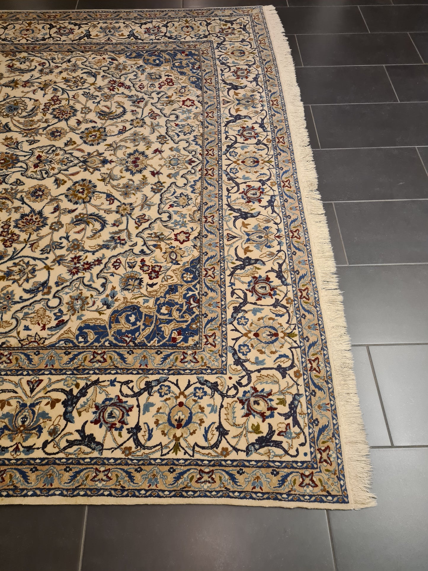 Perserteppich Orientteppich Handgeknüpfter Teppich Nain 355x250cm