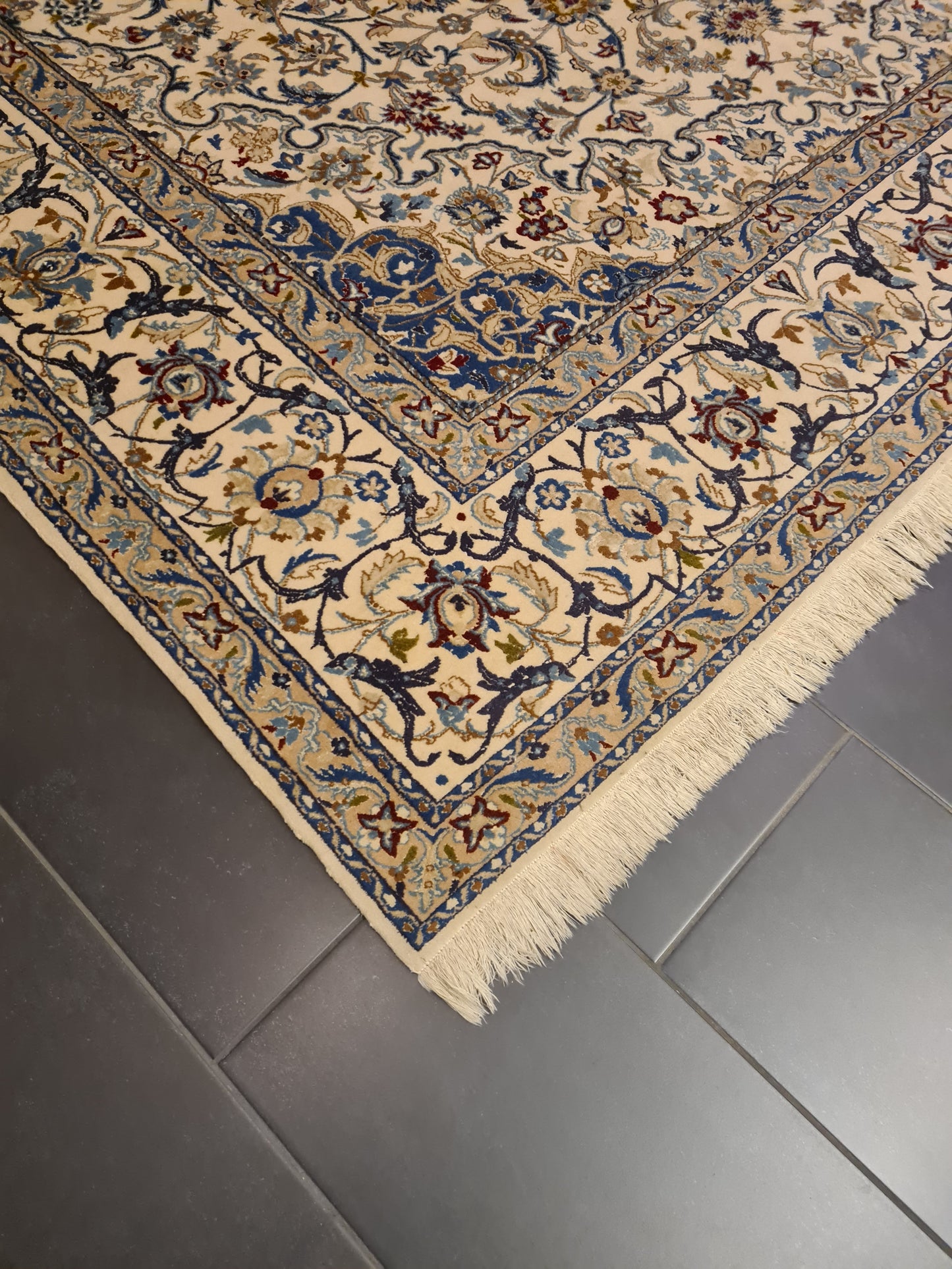 Perserteppich Orientteppich Handgeknüpfter Teppich Nain 355x250cm