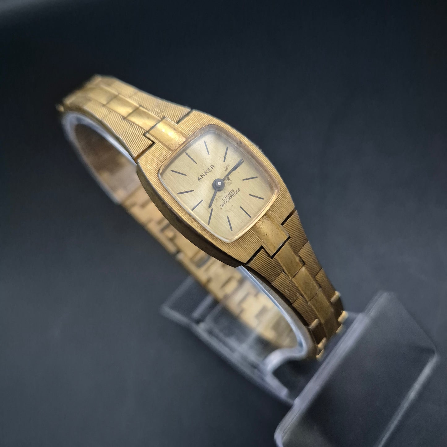 Vintage Anker Damen Uhr – Zeitlose Eleganz in Goldoptik