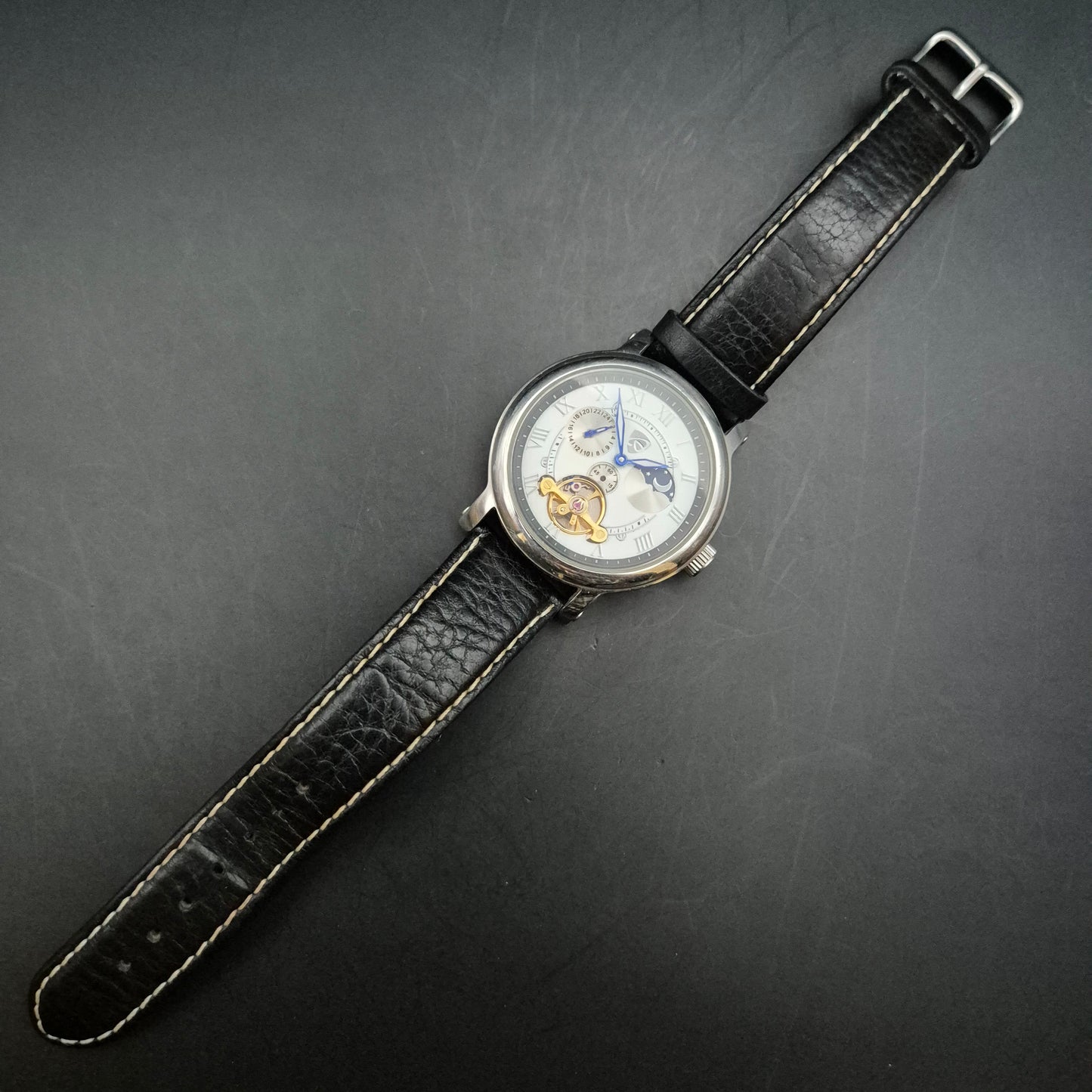 Automatik Herren Uhr mit skelettiertem Zifferblatt – Defekt/Teileträger