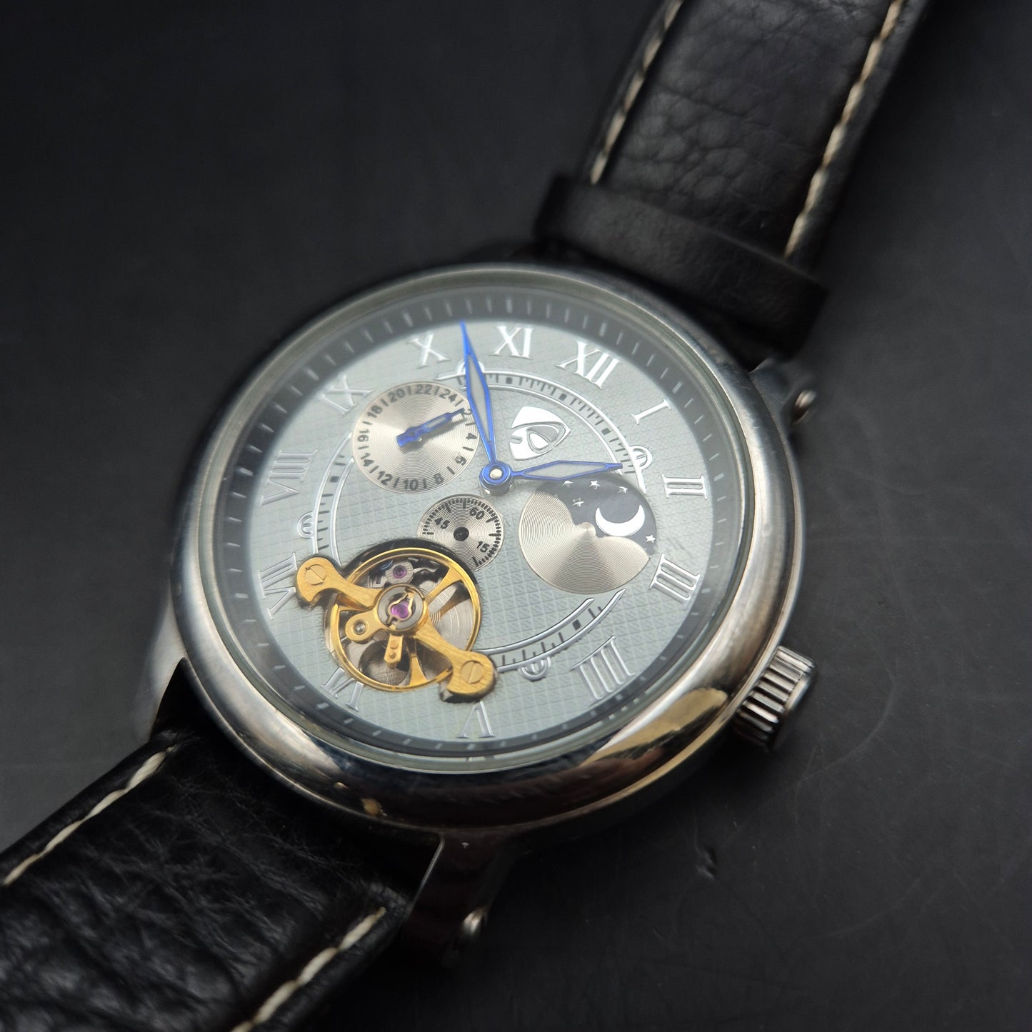 Automatik Herren Uhr mit skelettiertem Zifferblatt – Defekt/Teileträger