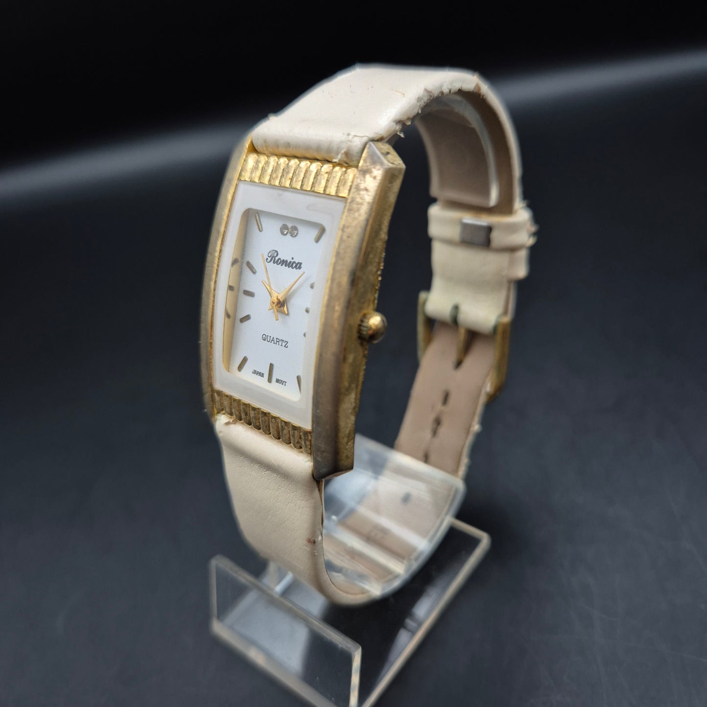 Ronica Damen Uhr – Elegante Retro-Optik mit rechteckigem Gehäuse