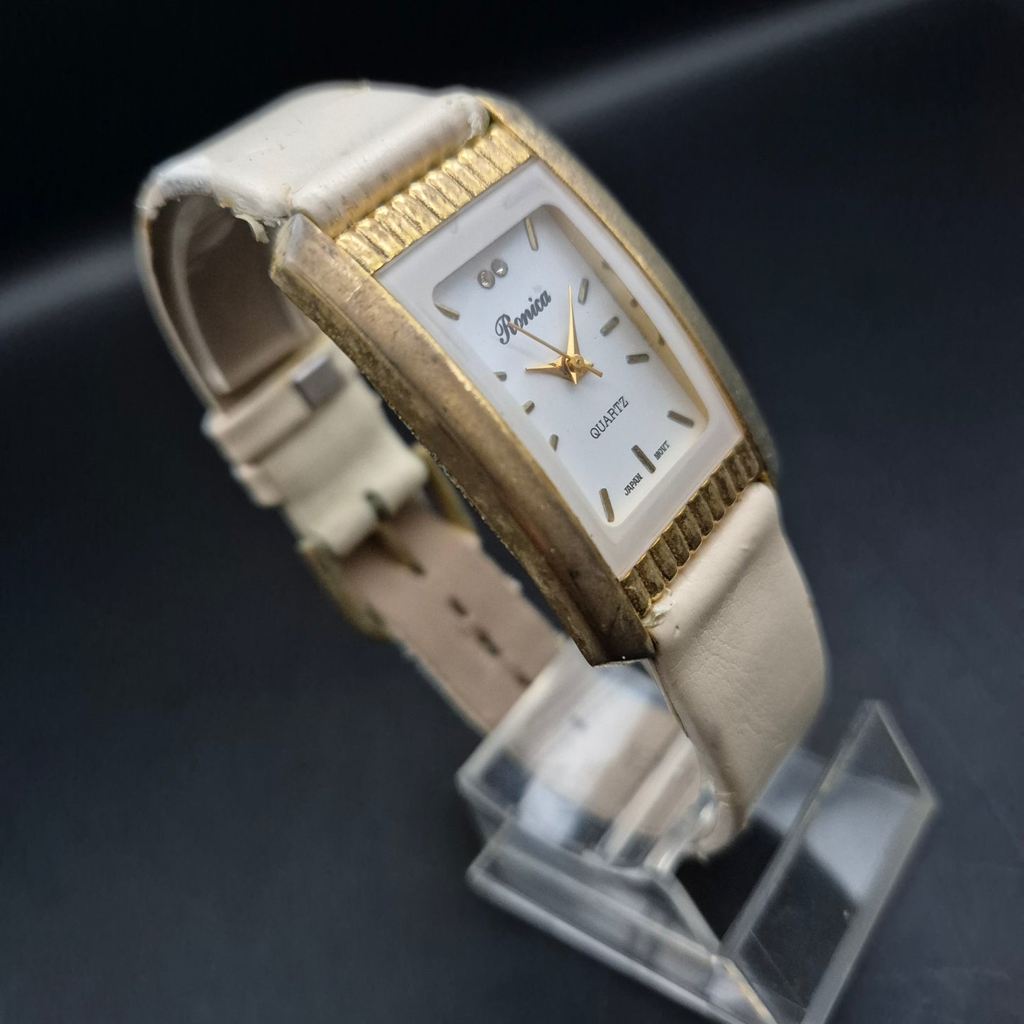 Ronica Damen Uhr – Elegante Retro-Optik mit rechteckigem Gehäuse