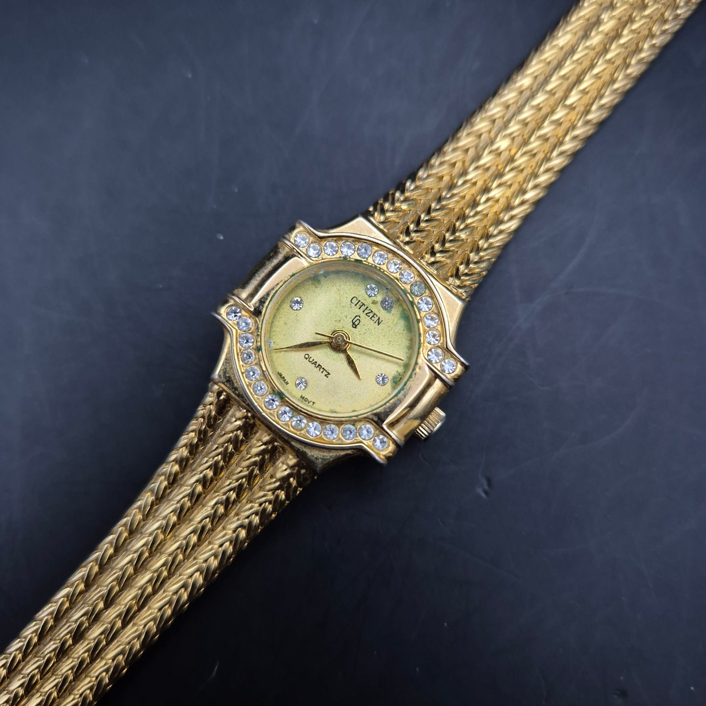 Citizen Damen Uhr in Goldoptik mit Strass und geflochtenem Armband