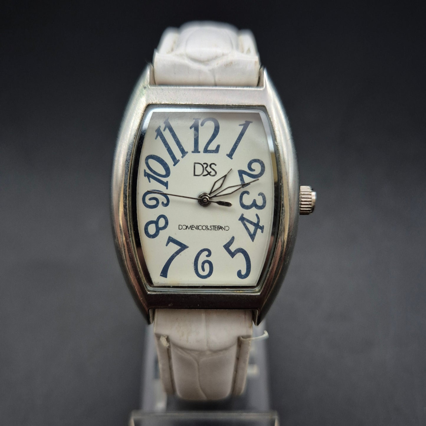 UhrenDomenico & Stefano Damen Uhr – Extravagantes Design mit weißen Akzenten