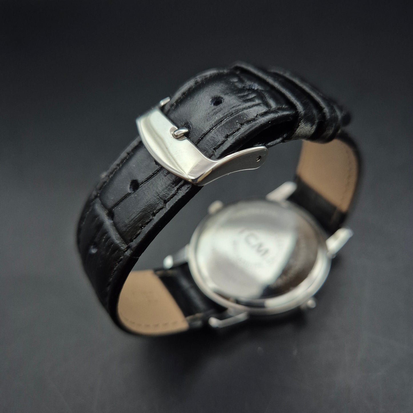 TCM Herren Uhr Dual Timer – Klassische Eleganz mit Doppelzeit-Anzeige