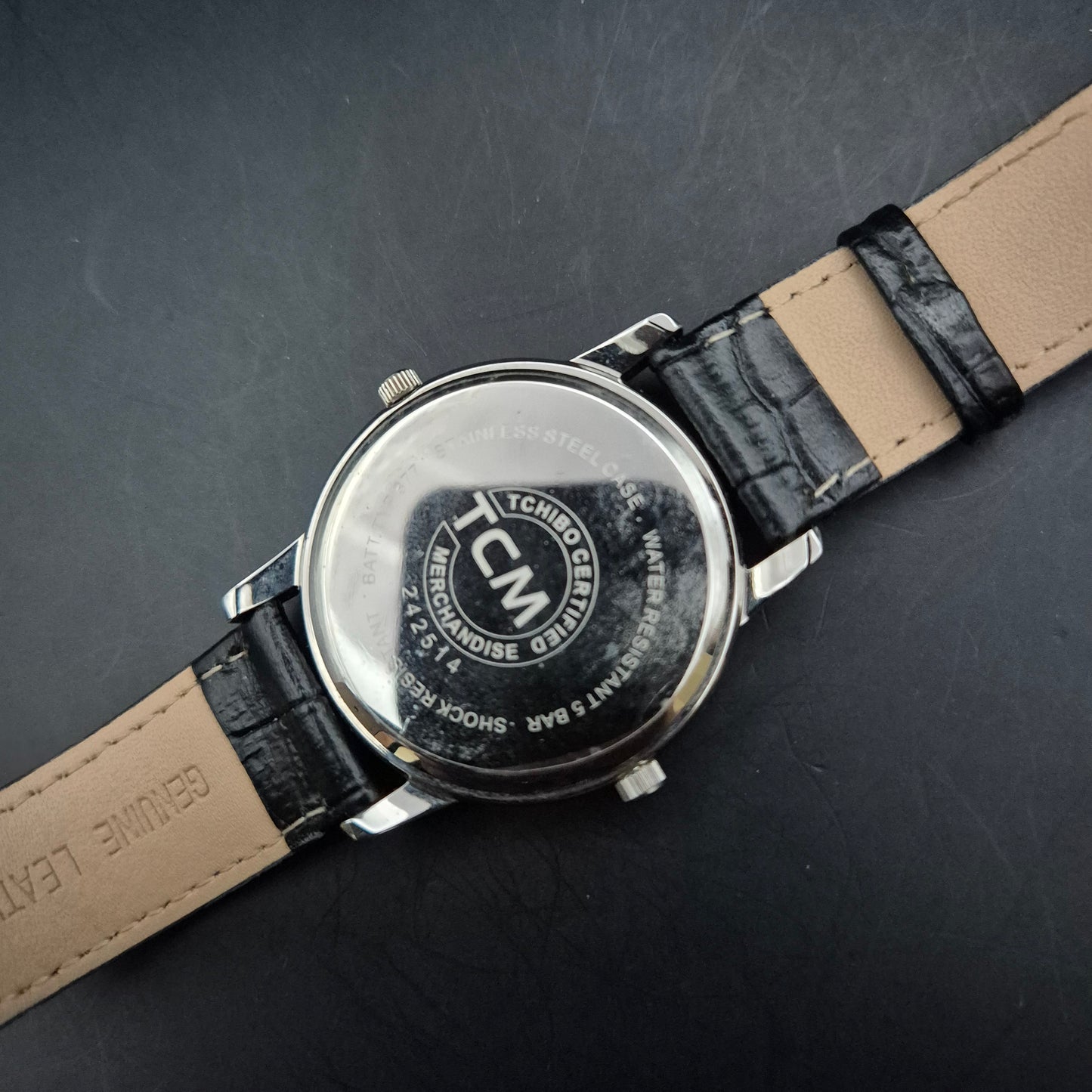 TCM Herren Uhr Dual Timer – Klassische Eleganz mit Doppelzeit-Anzeige