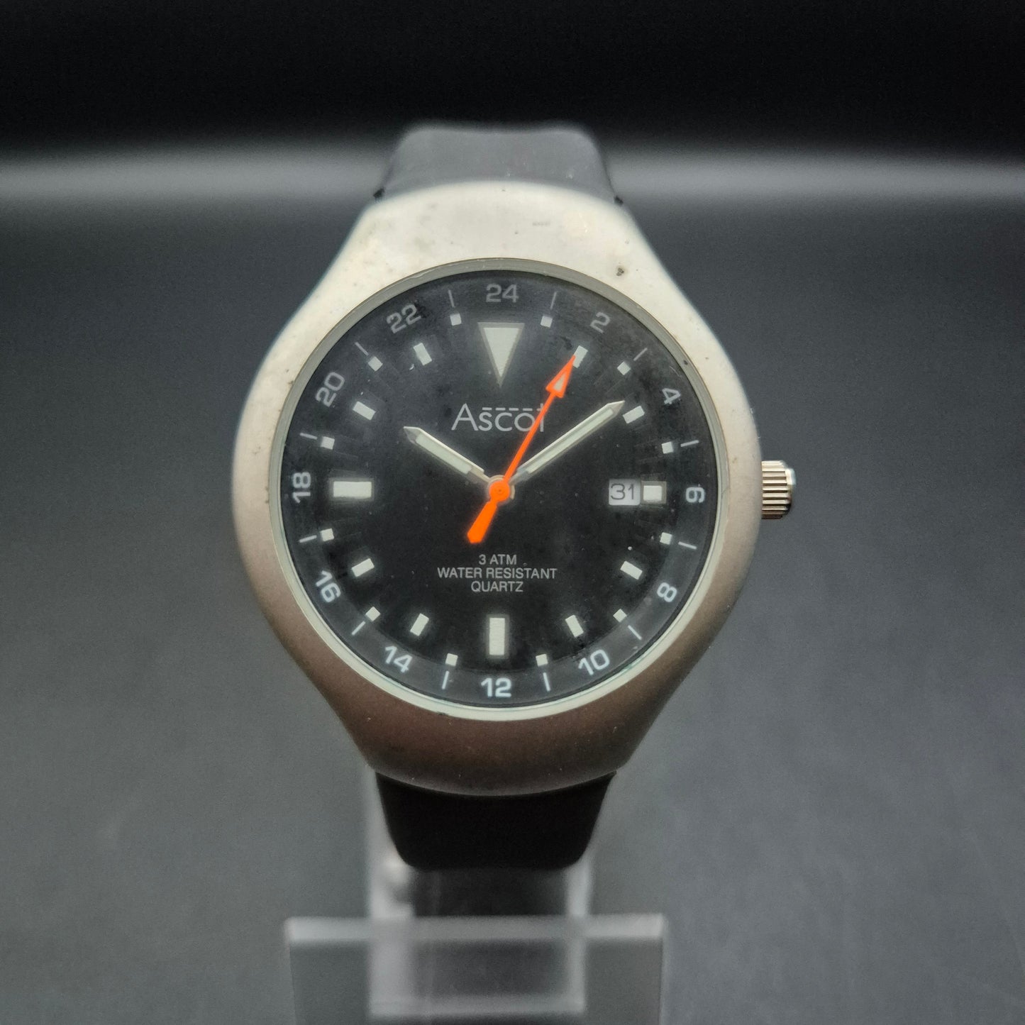 Ascot Herren Uhr Schwarz – Sportliches Design mit 24-Stunden-Anzeige