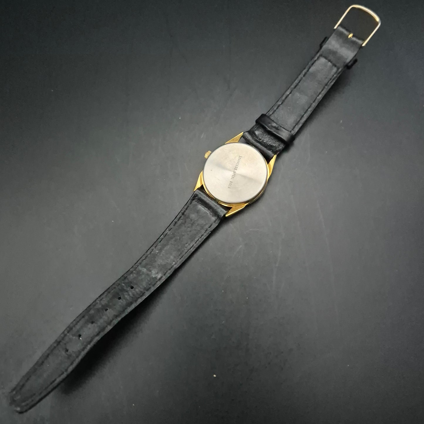 Bertulli Classic Herren Uhr – Schlichte Eleganz im goldfarbenen Design