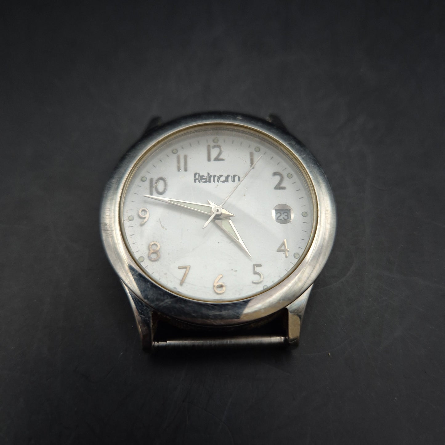 Fielmann Herren Uhr – Klassische Edelstahl Quarz Uhr mit Datumsanzeige