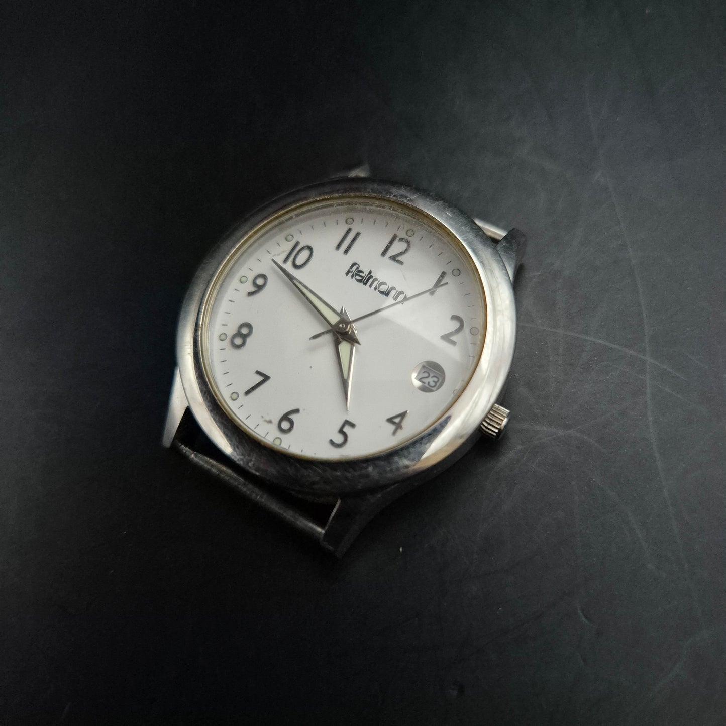 Fielmann Herren Uhr – Klassische Edelstahl Quarz Uhr mit Datumsanzeige