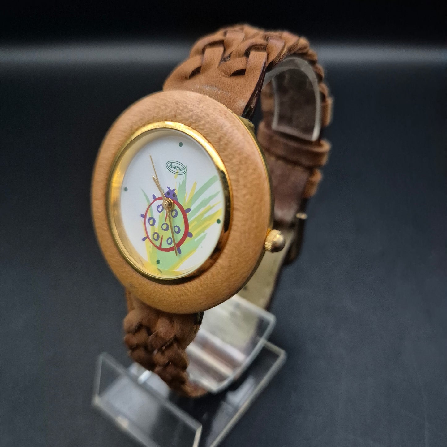 Avenue Damen Uhr – Holzoptik Design mit geflochtenem Lederarmband