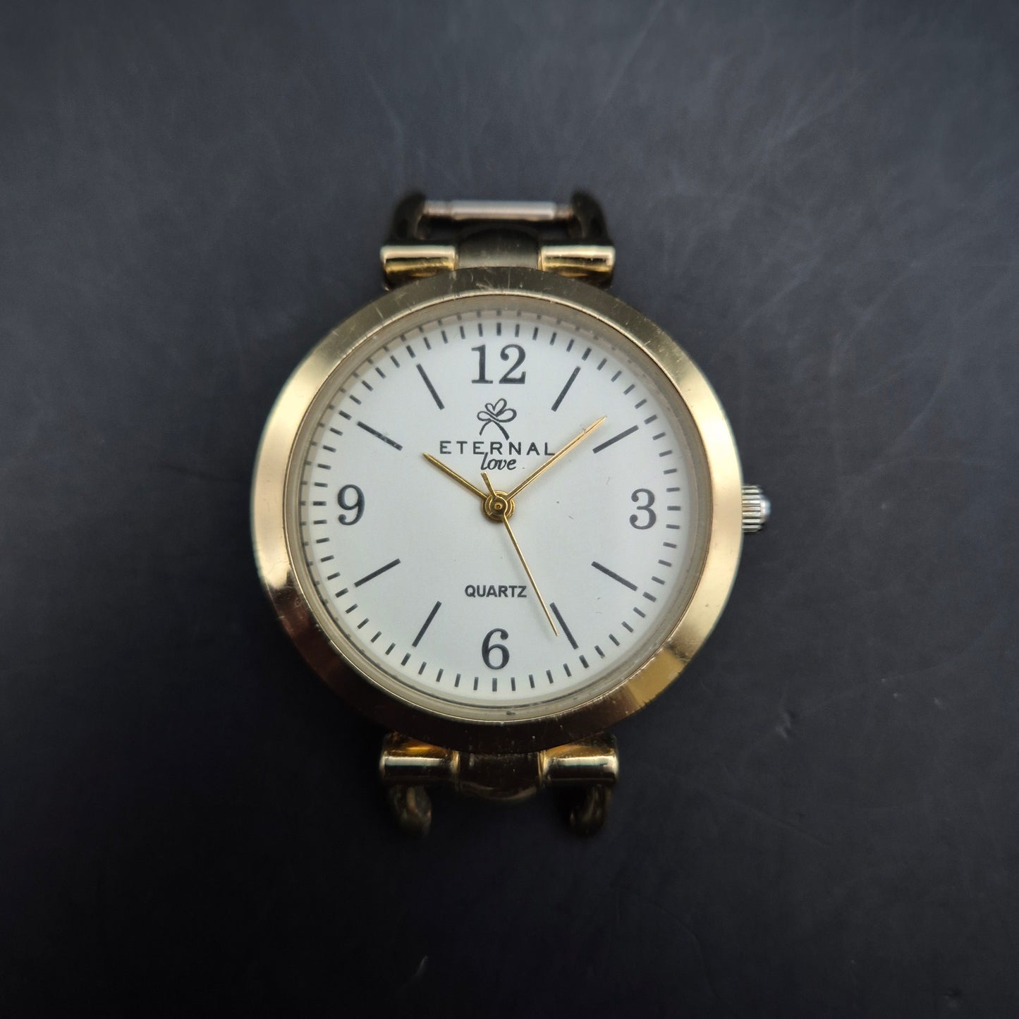 Eternal Love Damen Uhr – Klassisches Design mit goldfarbenem Gehäuse