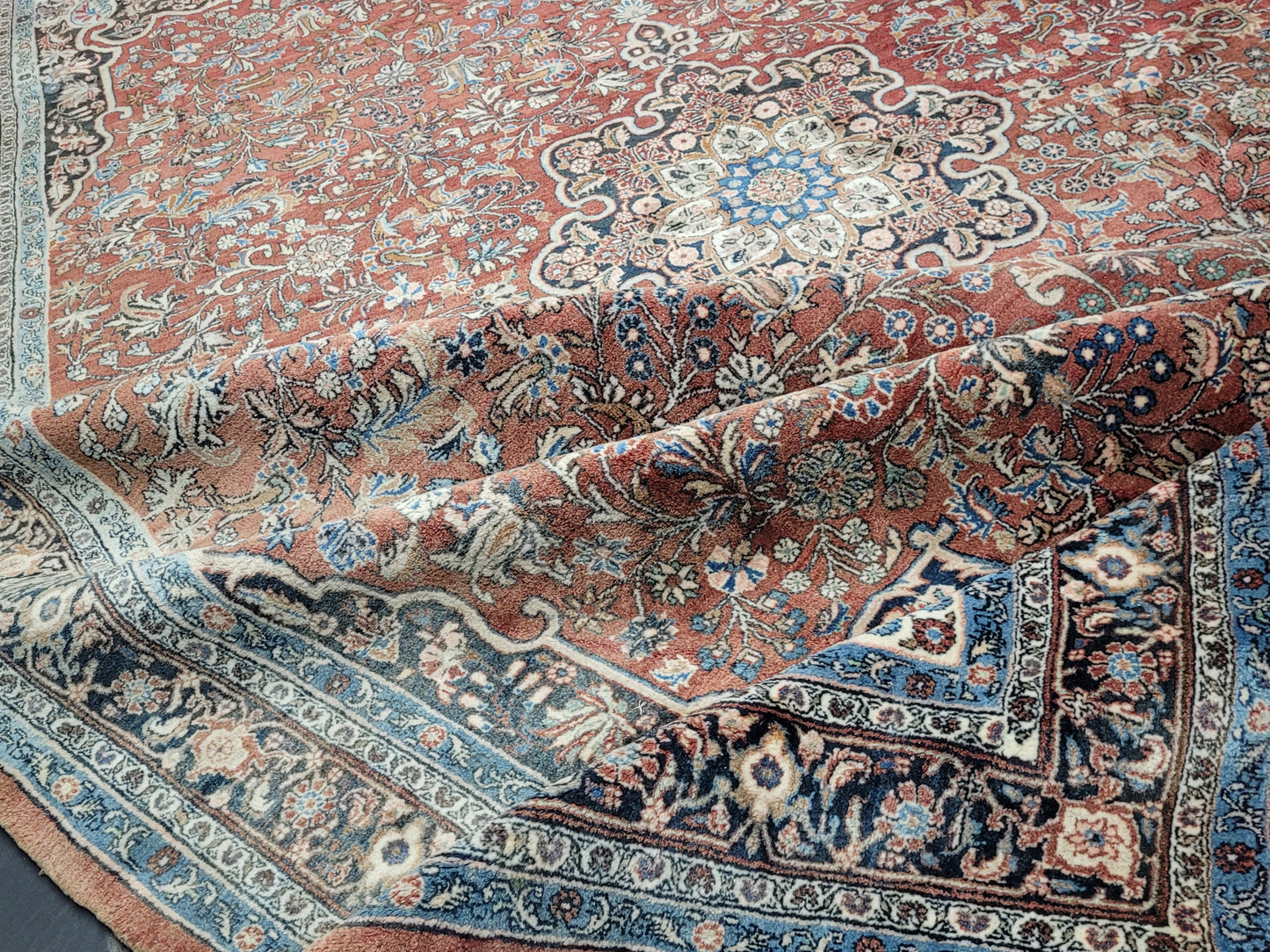 Bidjar Teppich 405x275 cm Korkwolle florales Medaillon Design