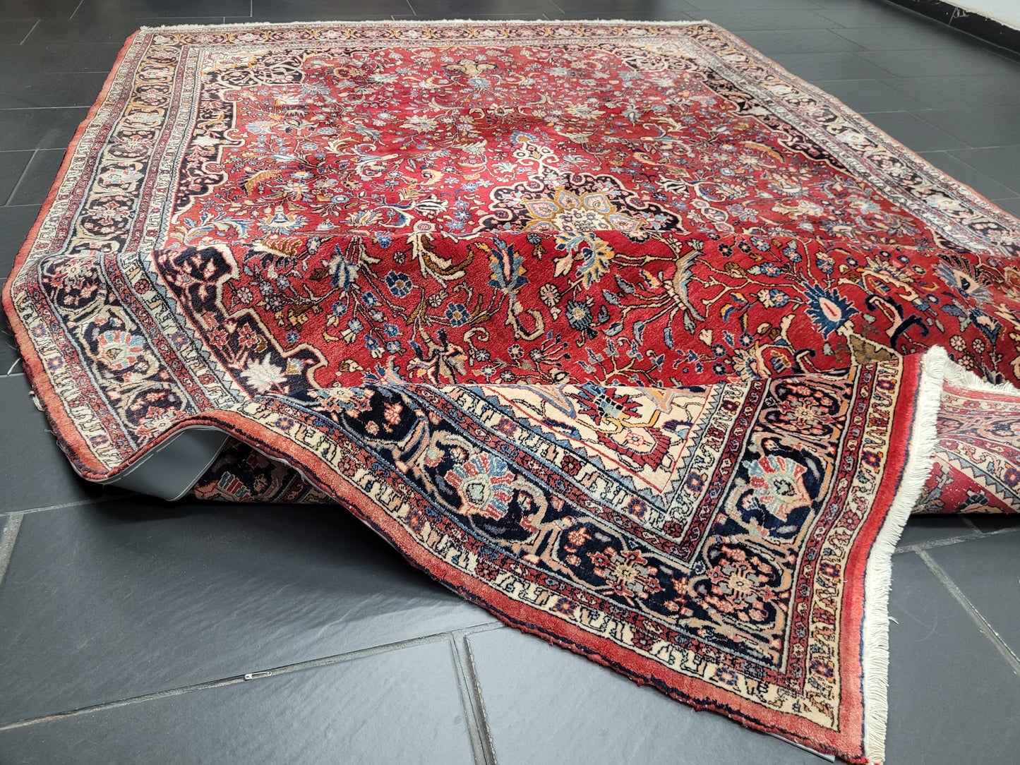 Bidjar Teppich 325x215 cm Korkwolle florales Medaillon Muster