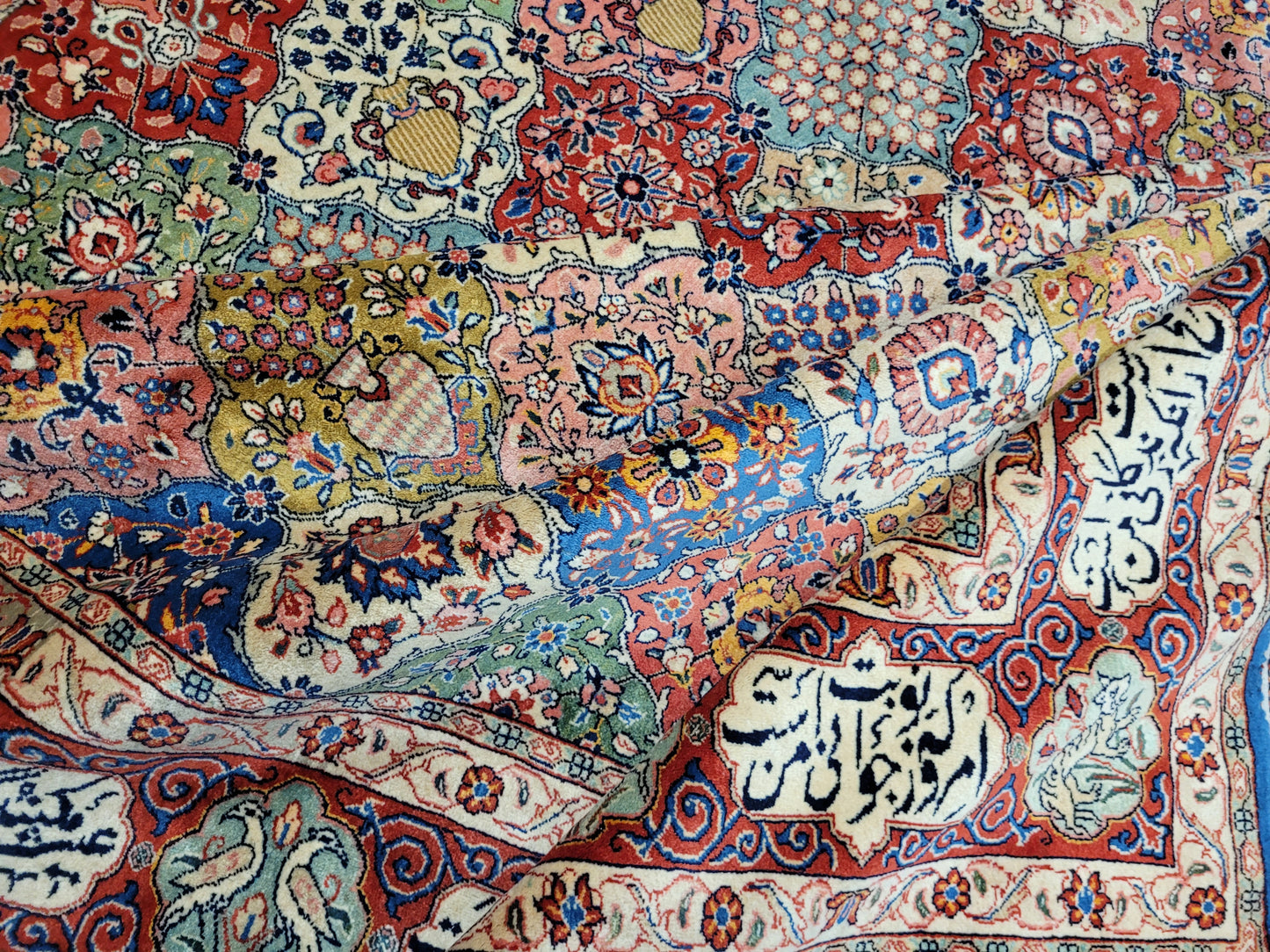 Sarough Teppich 365x270 cm Korkwolle signiert Gartenmuster