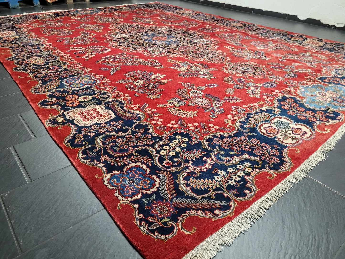 Keschan Teppich 415x320 cm Korkwolle florales Medaillon Design