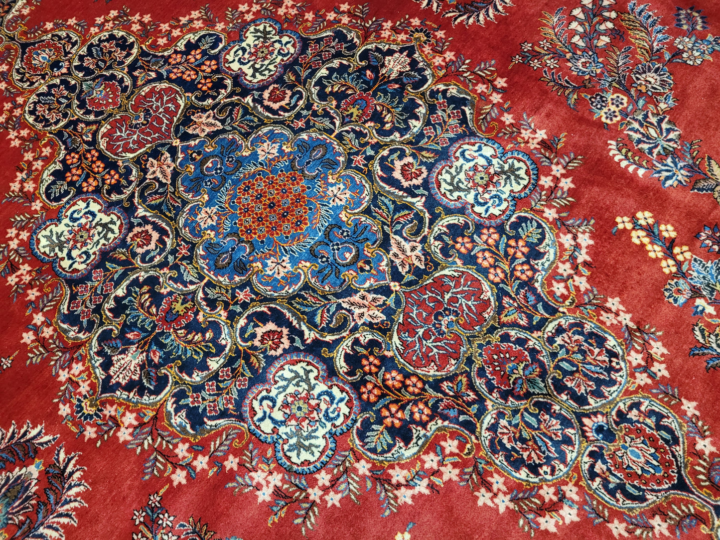 Keschan Teppich 415x320 cm Korkwolle florales Medaillon Design