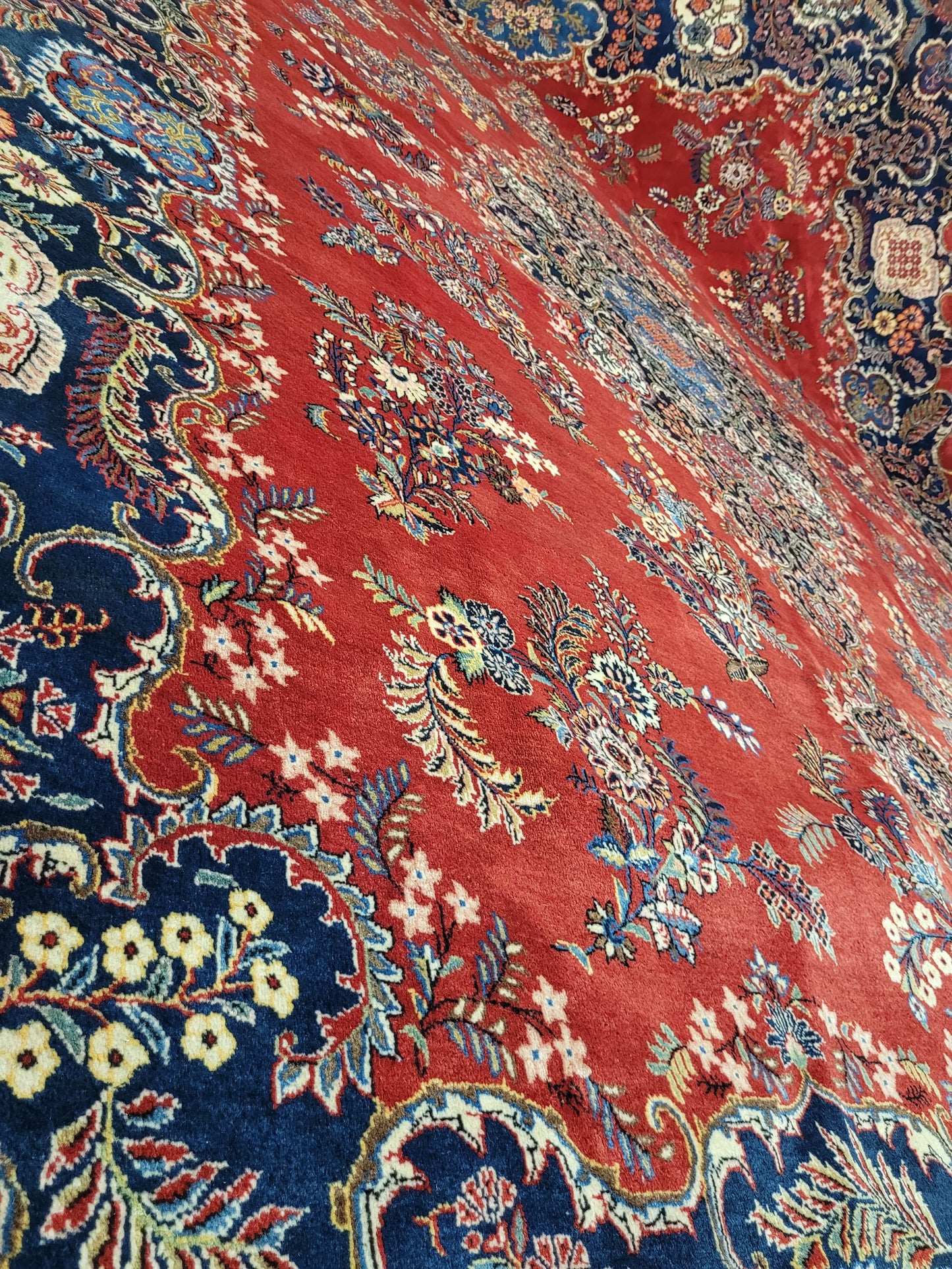 Keschan Teppich 415x320 cm Korkwolle florales Medaillon Design