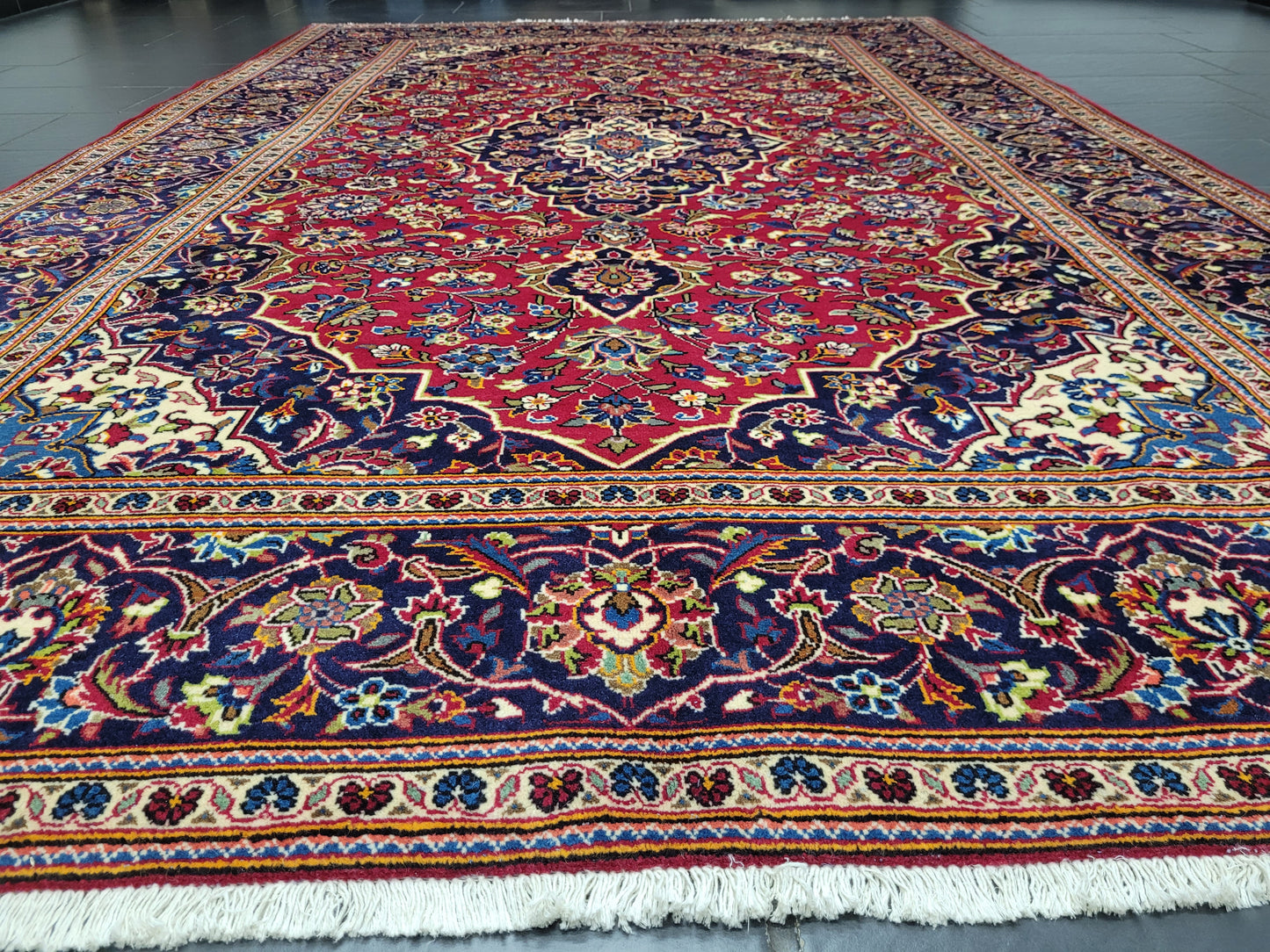 Keschan Teppich 310x200 cm florales Medaillonmuster feine Wolle