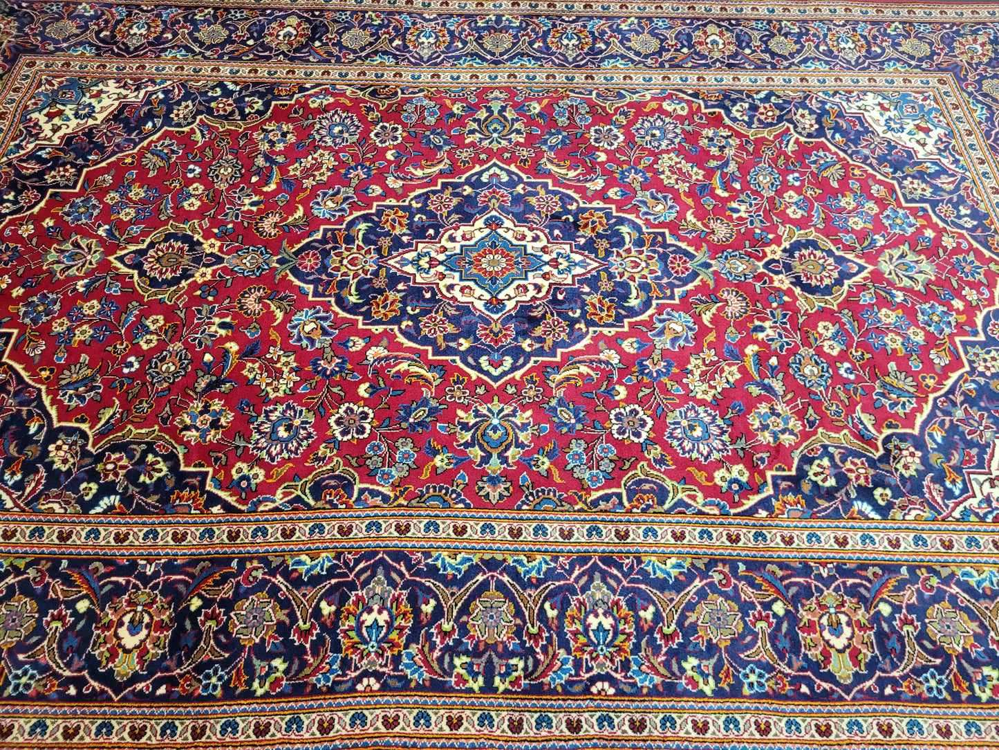 Keschan Teppich 310x200 cm florales Medaillonmuster feine Wolle