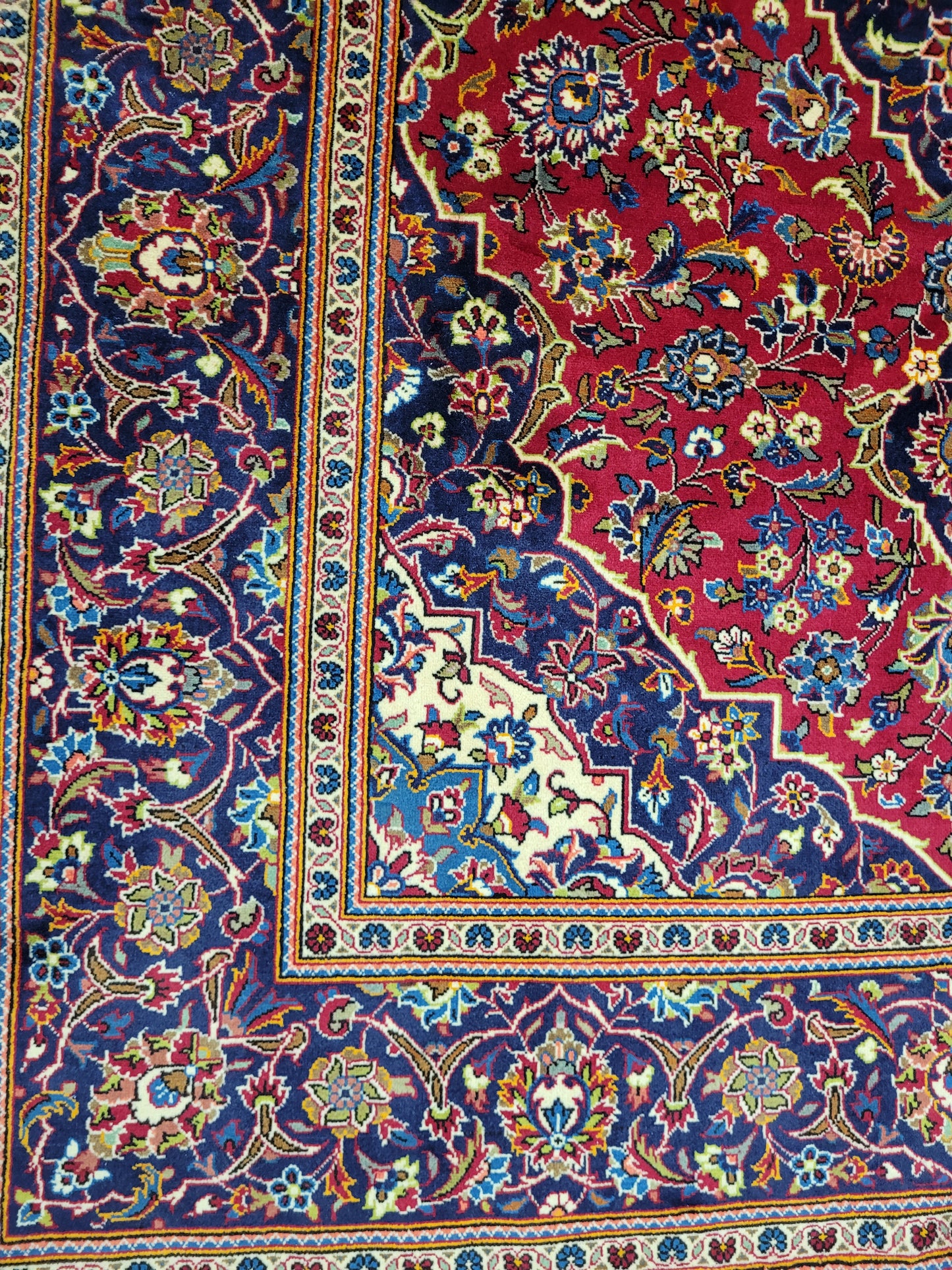 Keschan Teppich 310x200 cm florales Medaillonmuster feine Wolle