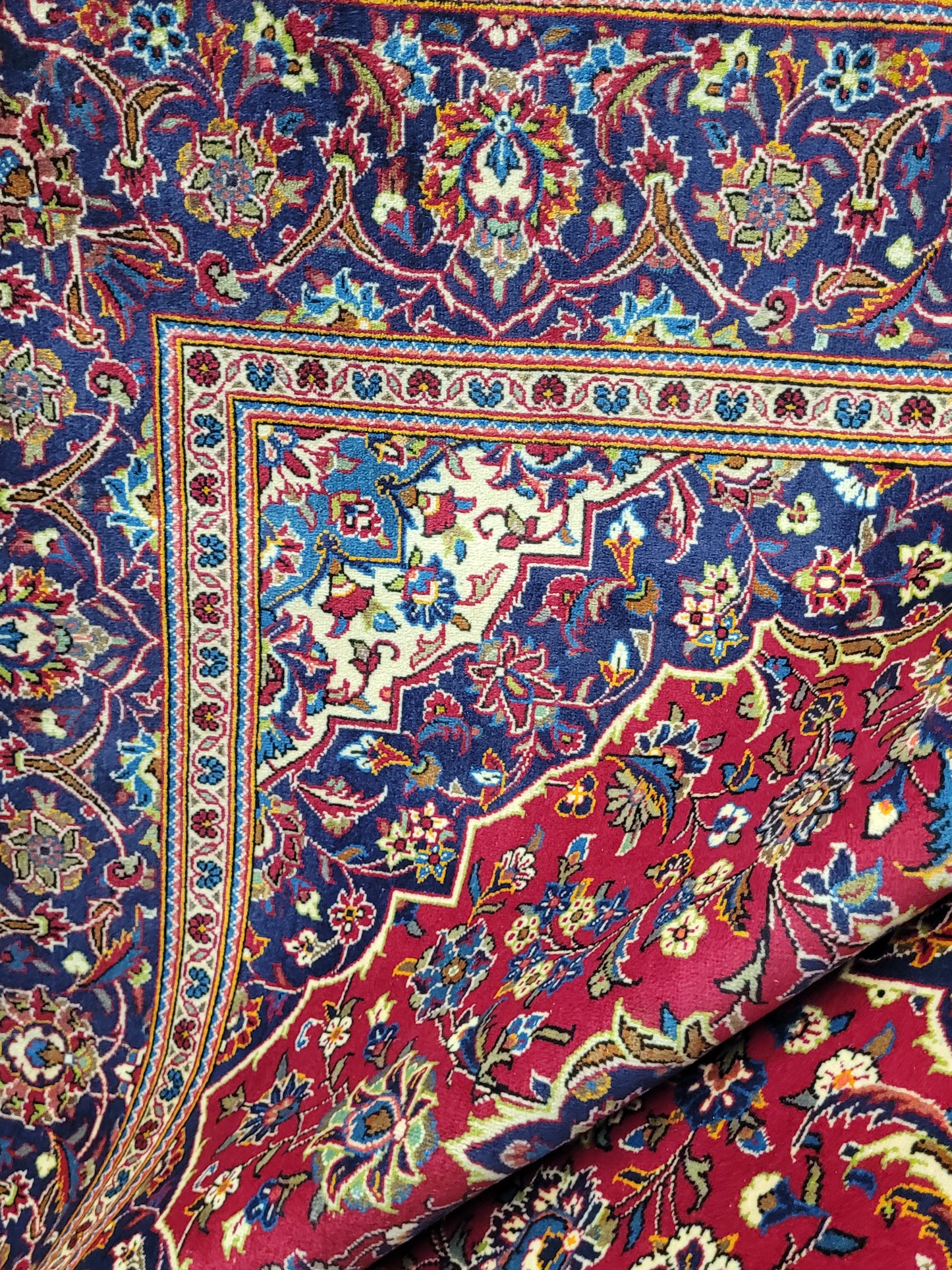 Keschan Teppich 310x200 cm florales Medaillonmuster feine Wolle