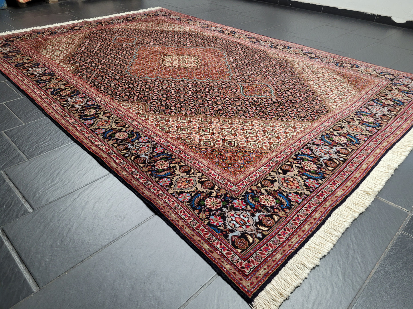 Täbriz Teppich 300x205 cm feine Wolle Medaillonmuster