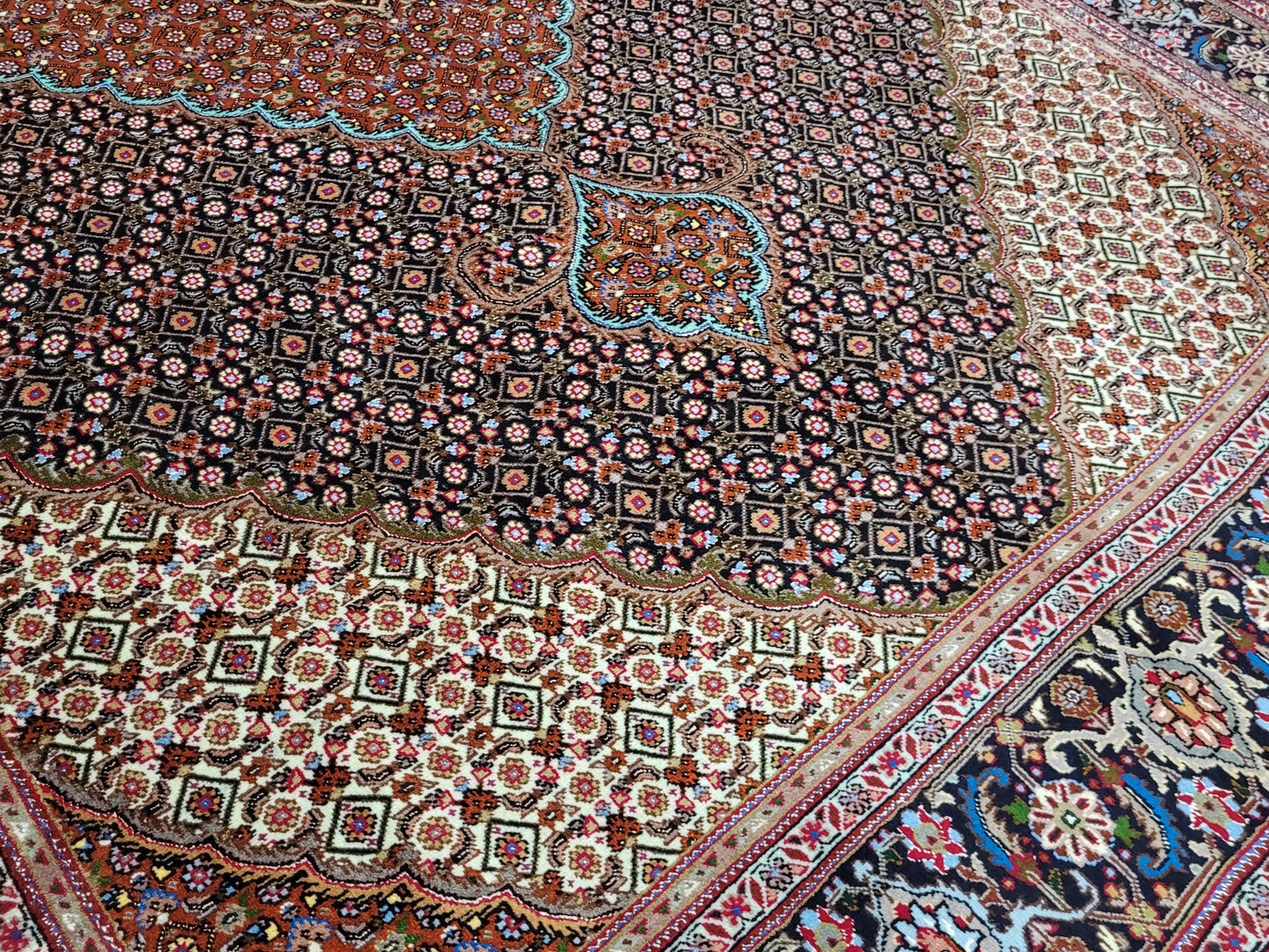 Täbriz Teppich 300x205 cm feine Wolle Medaillonmuster
