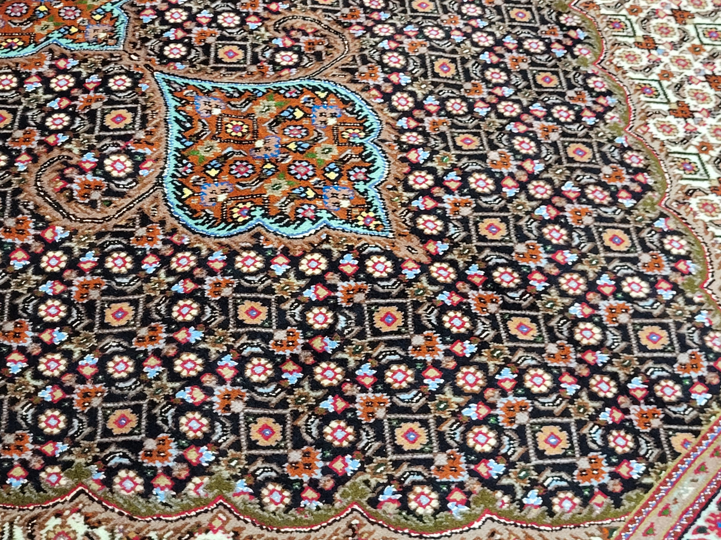 Täbriz Teppich 300x205 cm feine Wolle Medaillonmuster