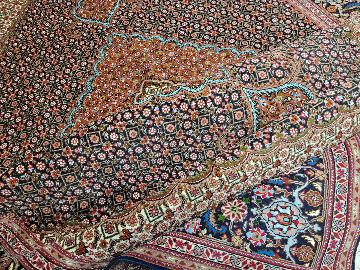 Täbriz Teppich 300x205 cm feine Wolle Medaillonmuster