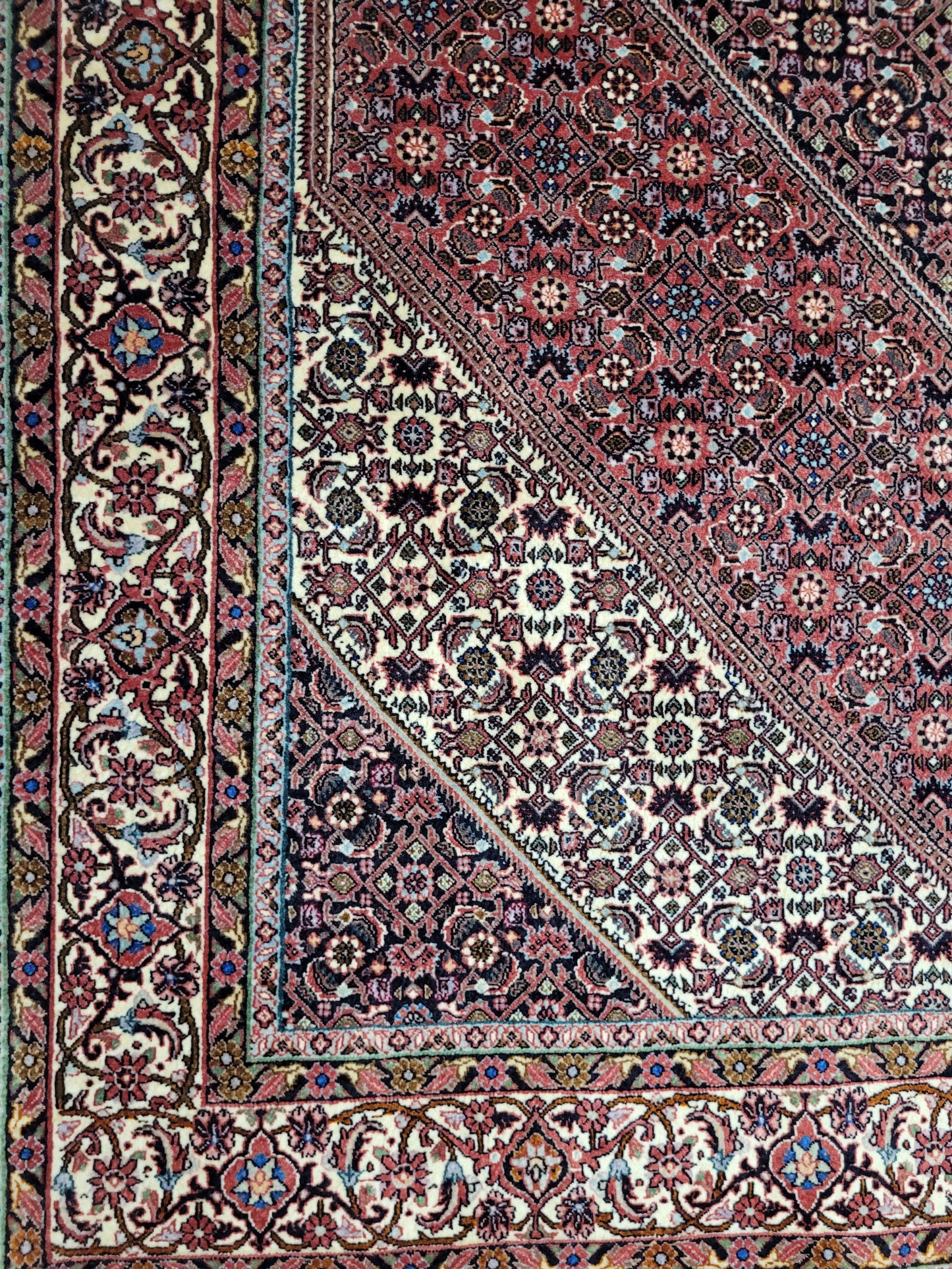 Bidjar Teppich 270x250 cm feine Korkwolle geometrisches Medaillon