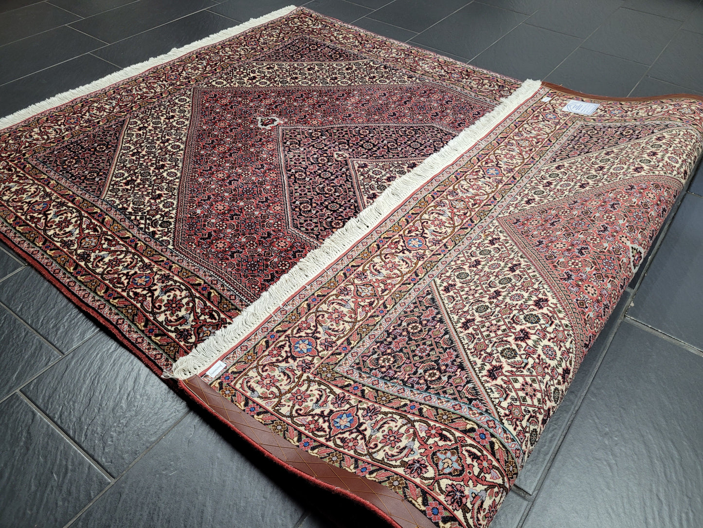 Bidjar Teppich 270x250 cm feine Korkwolle geometrisches Medaillon