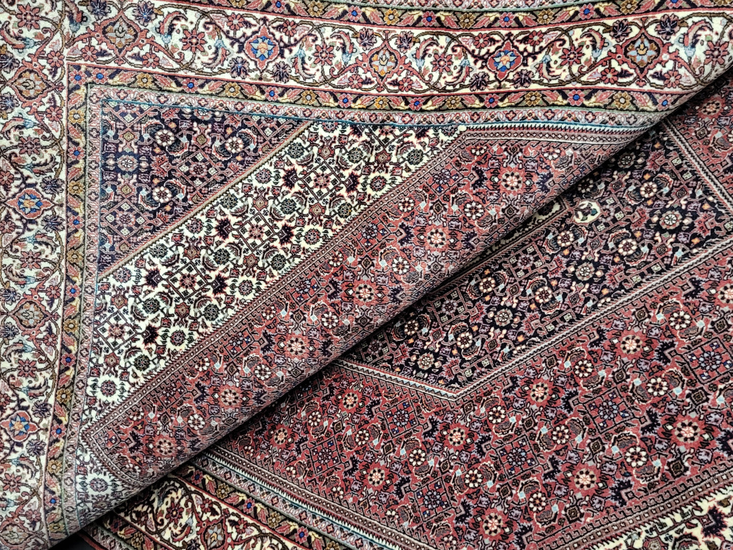 Bidjar Teppich 270x250 cm feine Korkwolle geometrisches Medaillon