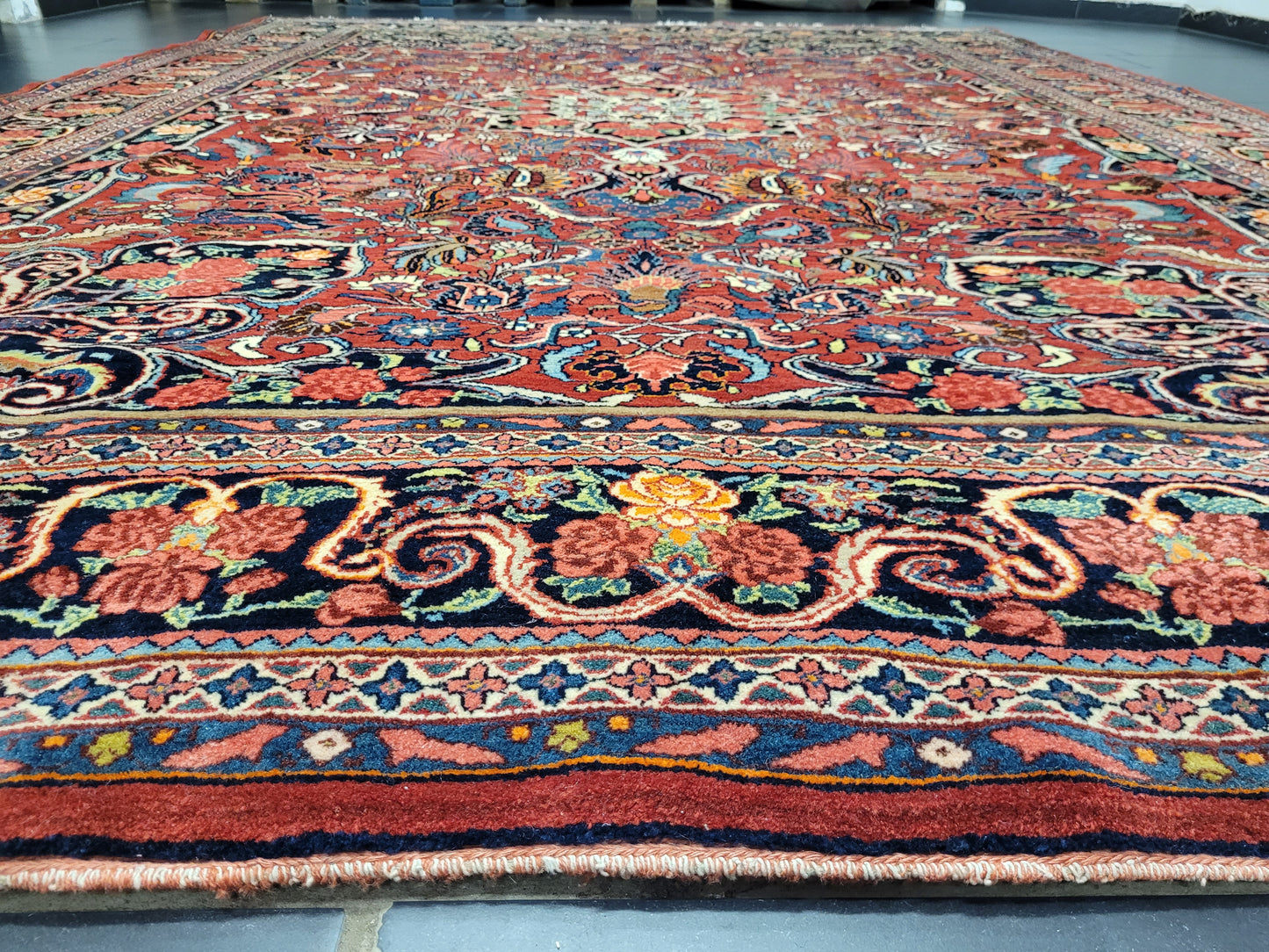 Bidjar Teppich 370x260 cm florales Rosenmuster kräftige Wolle