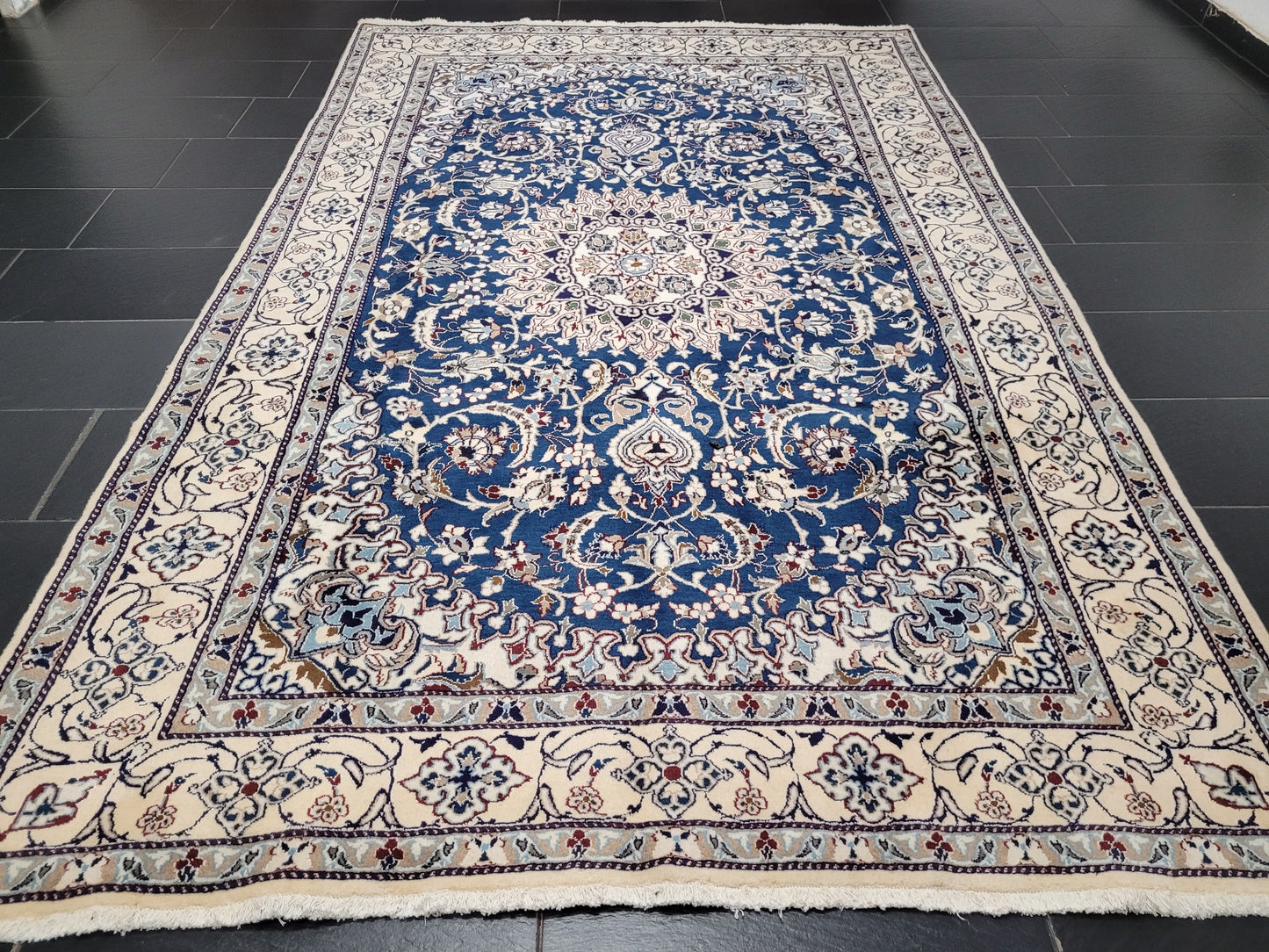 Nain Teppich 320x195 cm Wolle mit Seide feine Knüpfung